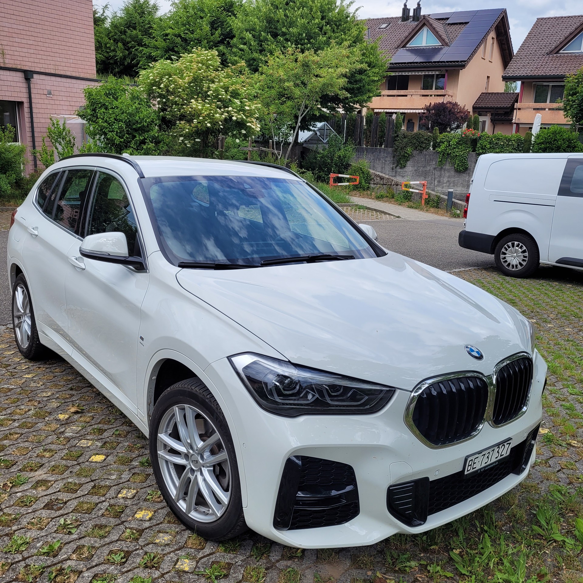 BMW x1 25e xDrive-image-1