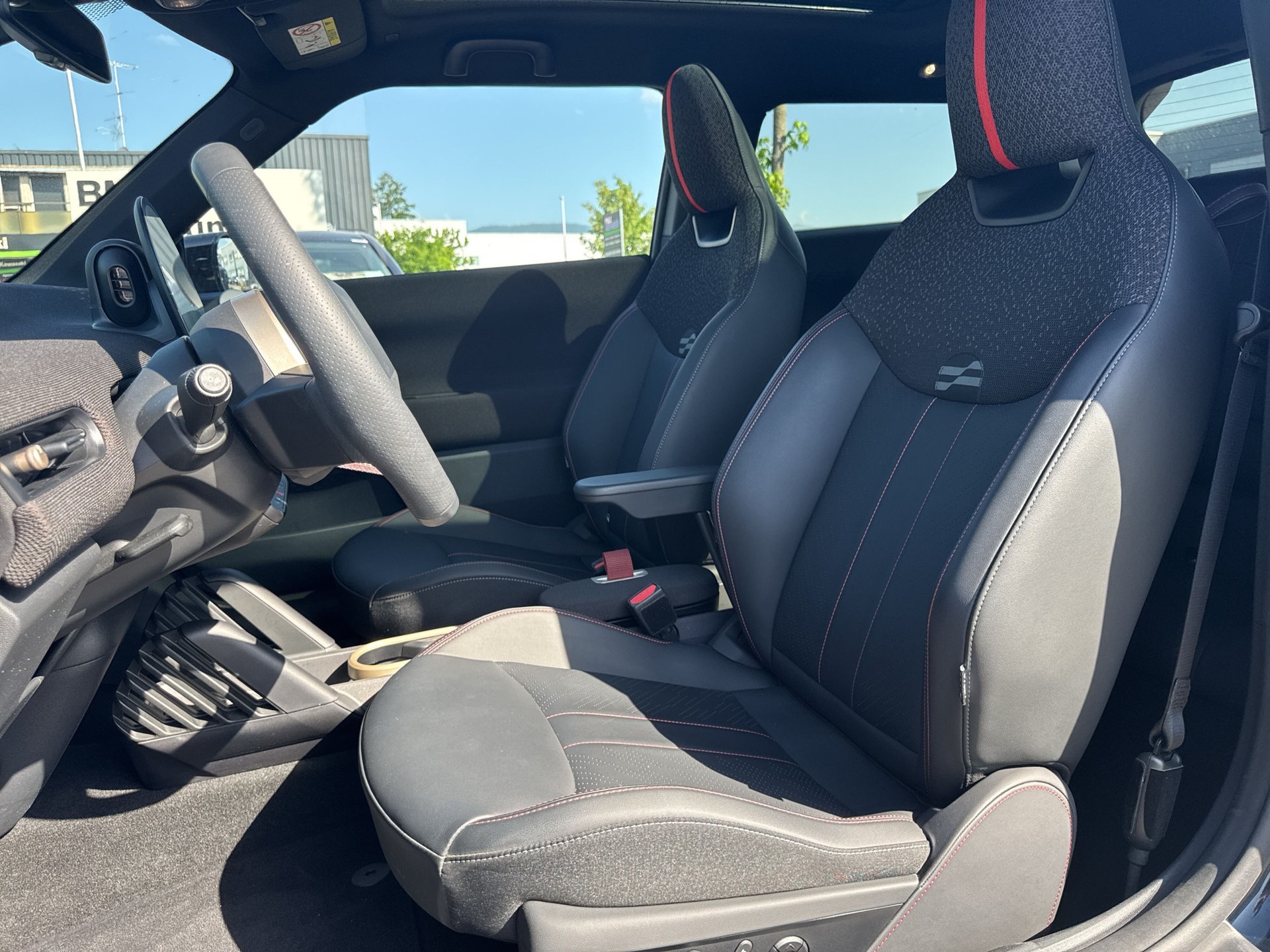 MINI Cooper SE-image-8