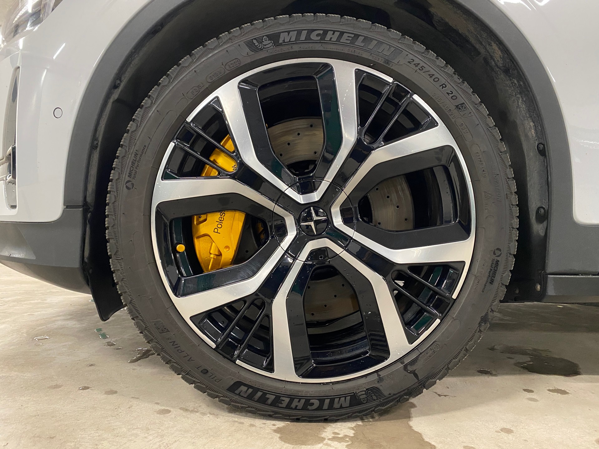 POLESTAR 2 Long Range Dual Motor Performance-image-15