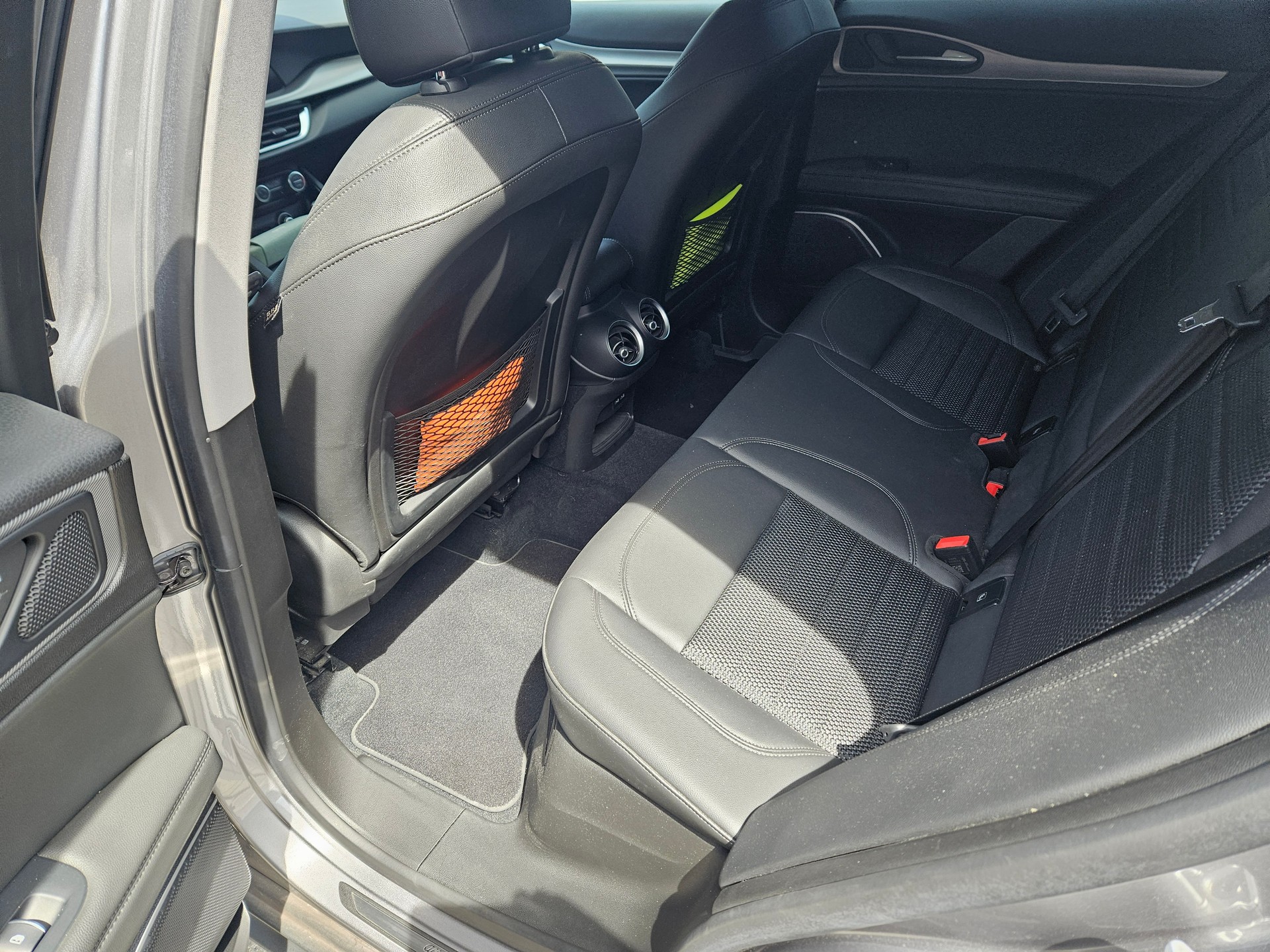 ALFA ROMEO Stelvio 2.0 B-Tech Q4 Automatic-image-5