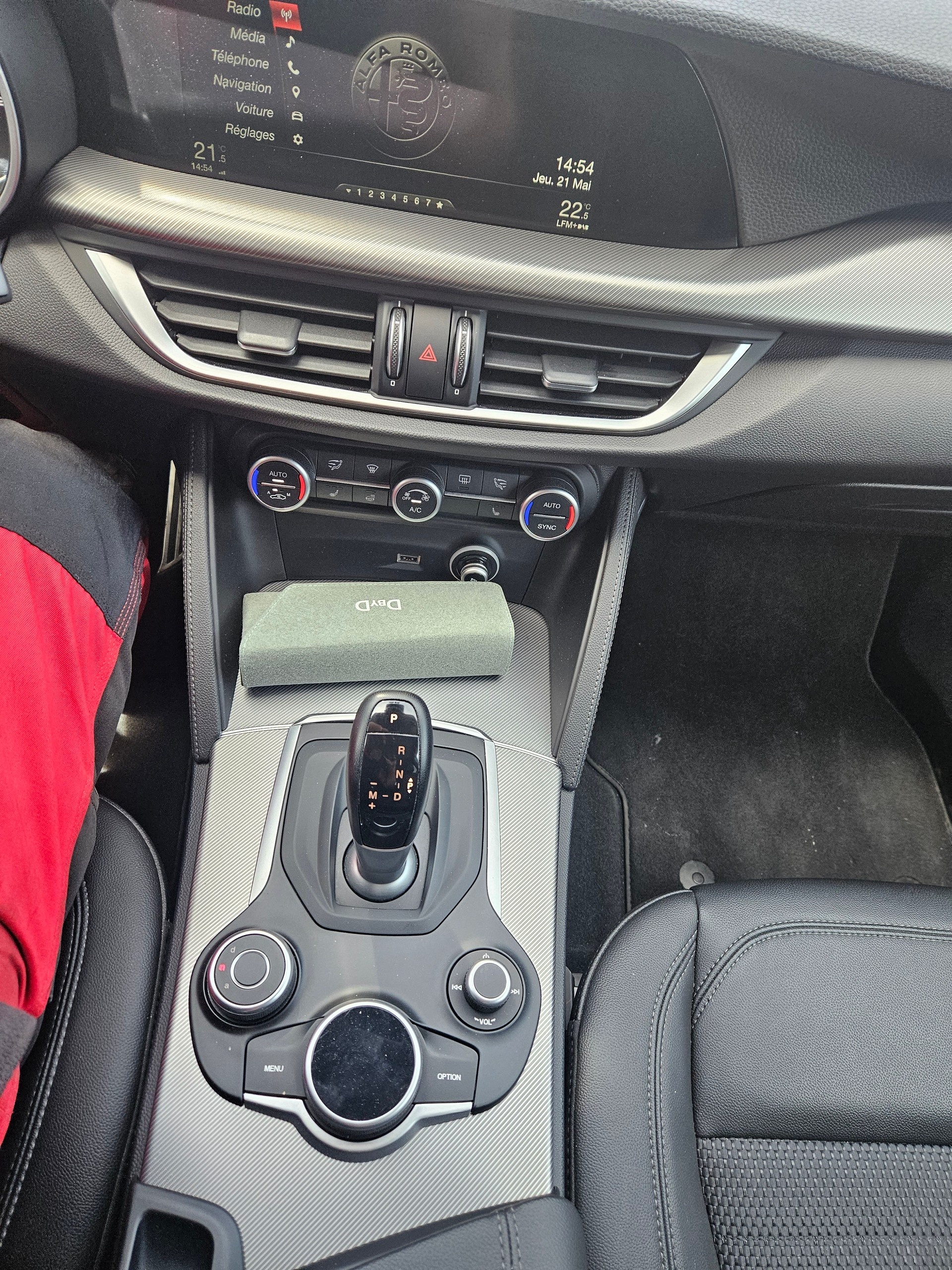 ALFA ROMEO Stelvio 2.0 B-Tech Q4 Automatic-image-8