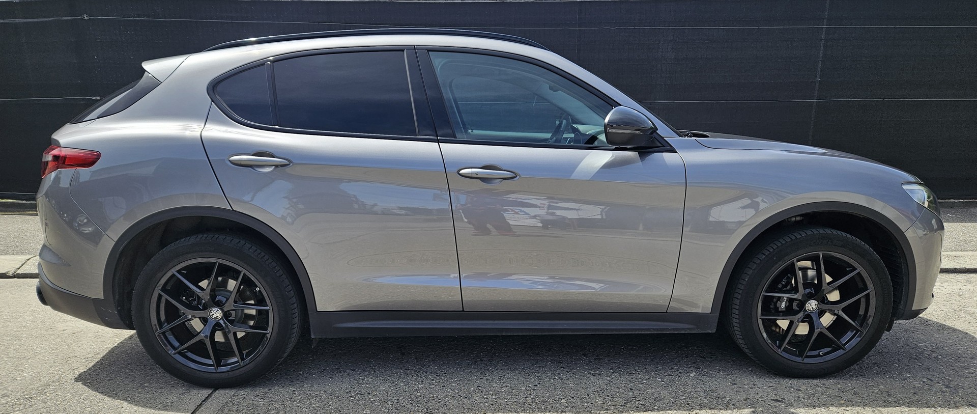 ALFA ROMEO Stelvio 2.0 B-Tech Q4 Automatic-image-2