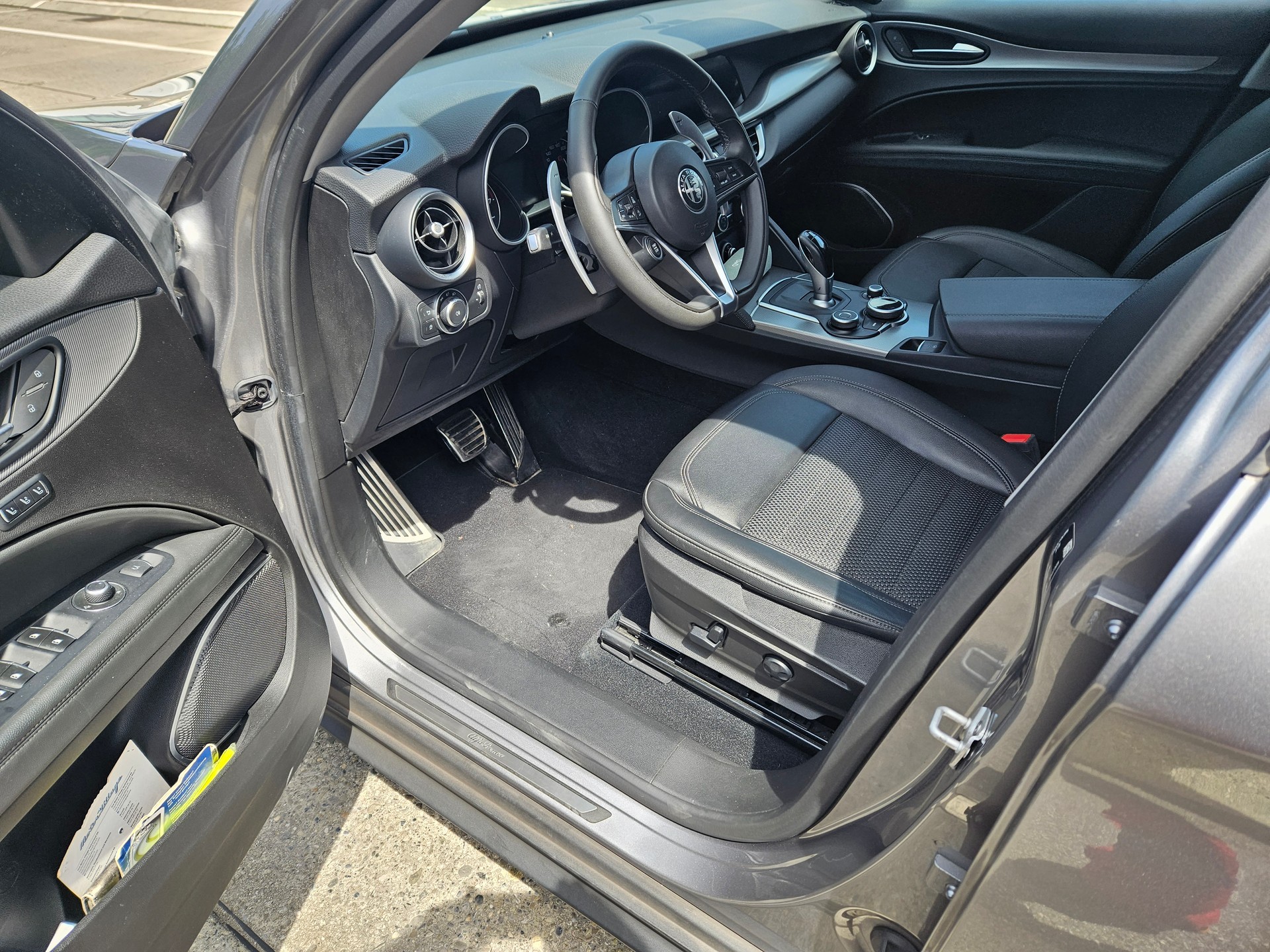 ALFA ROMEO Stelvio 2.0 B-Tech Q4 Automatic-image-4