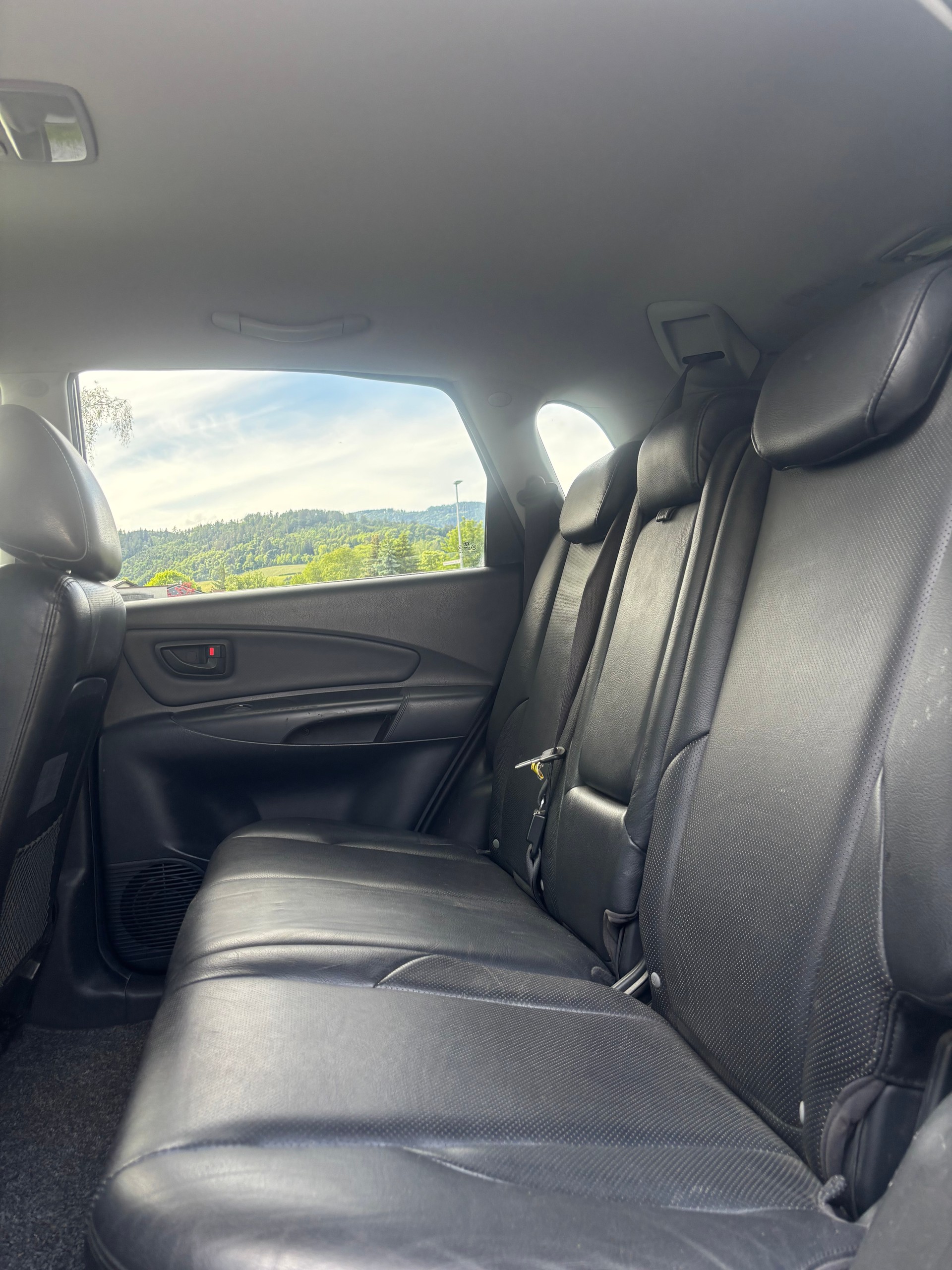 HYUNDAI Tucson 2.0 CRDi VGT Premium 4WD-image-15