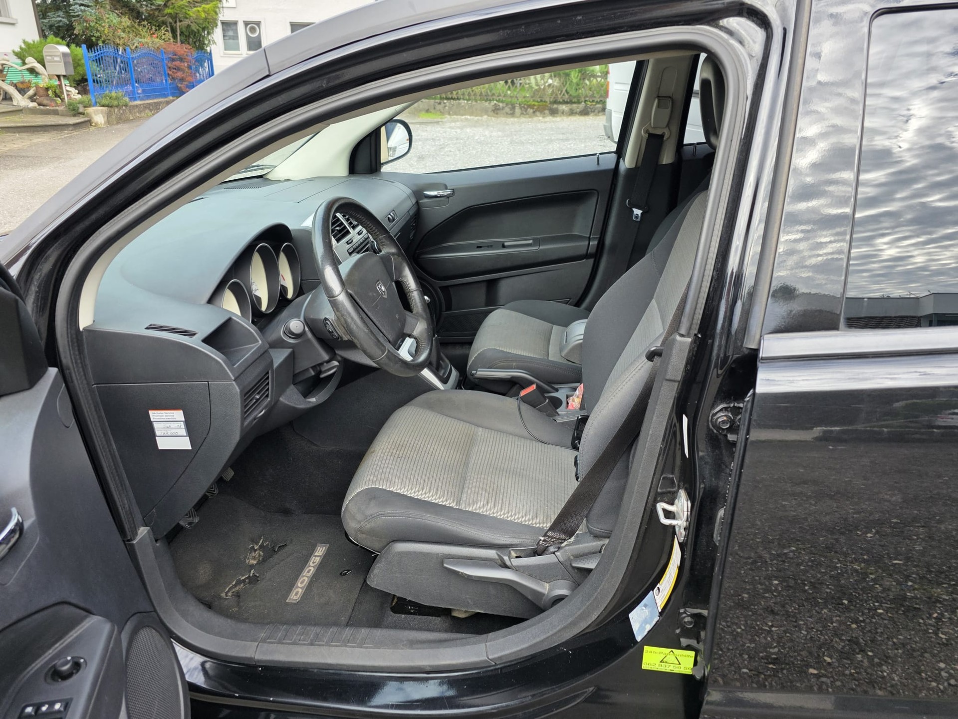 DODGE Caliber 2.4 SXT (R/T)-image-9