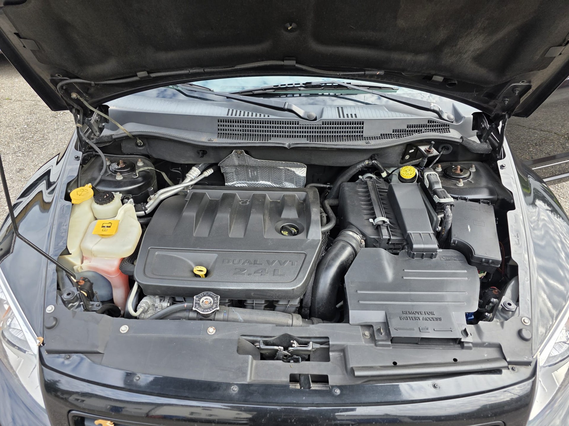 DODGE Caliber 2.4 SXT (R/T)-image-14