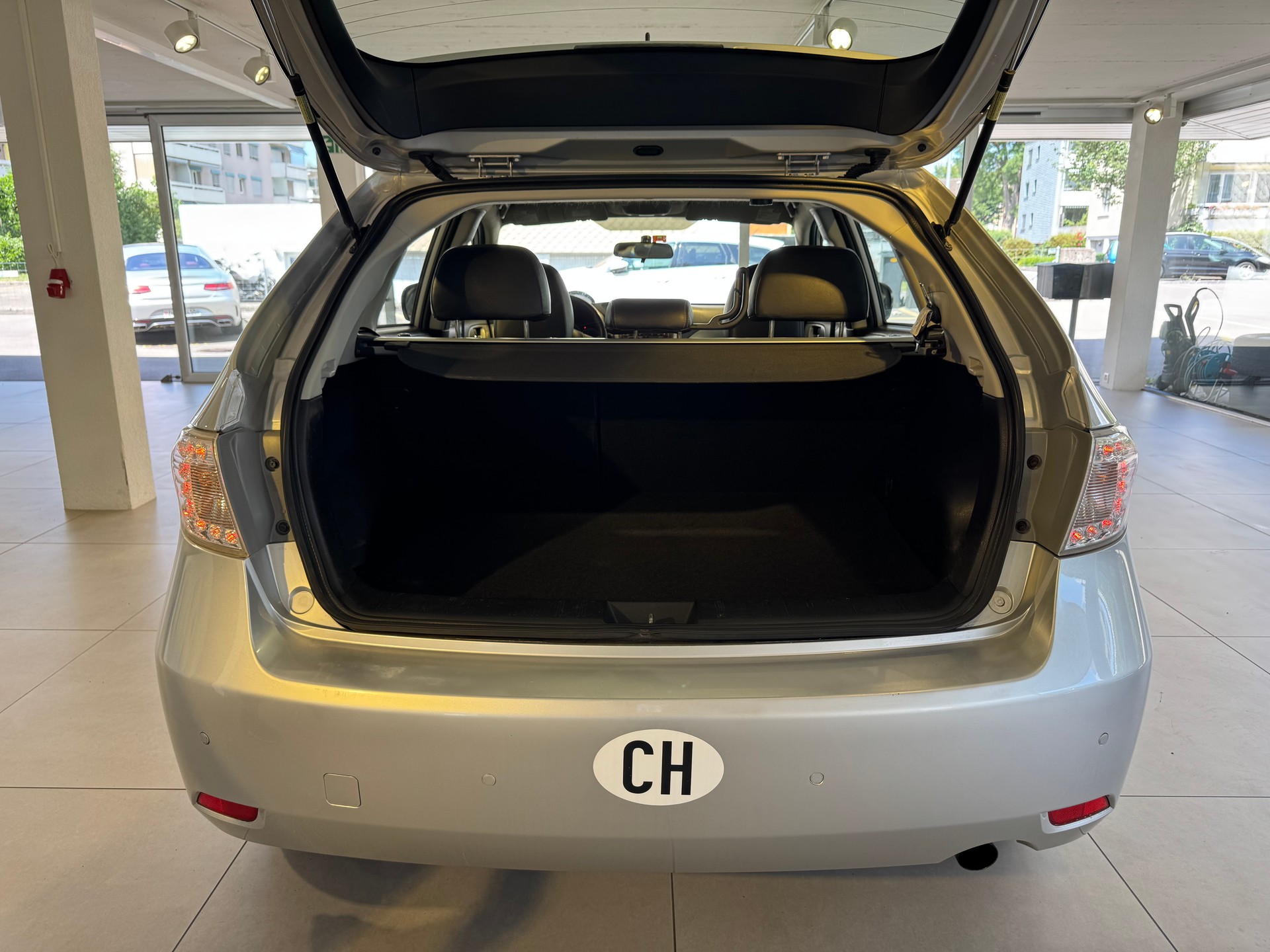 SUBARU Impreza 2.0R Swiss Automatic-image-8
