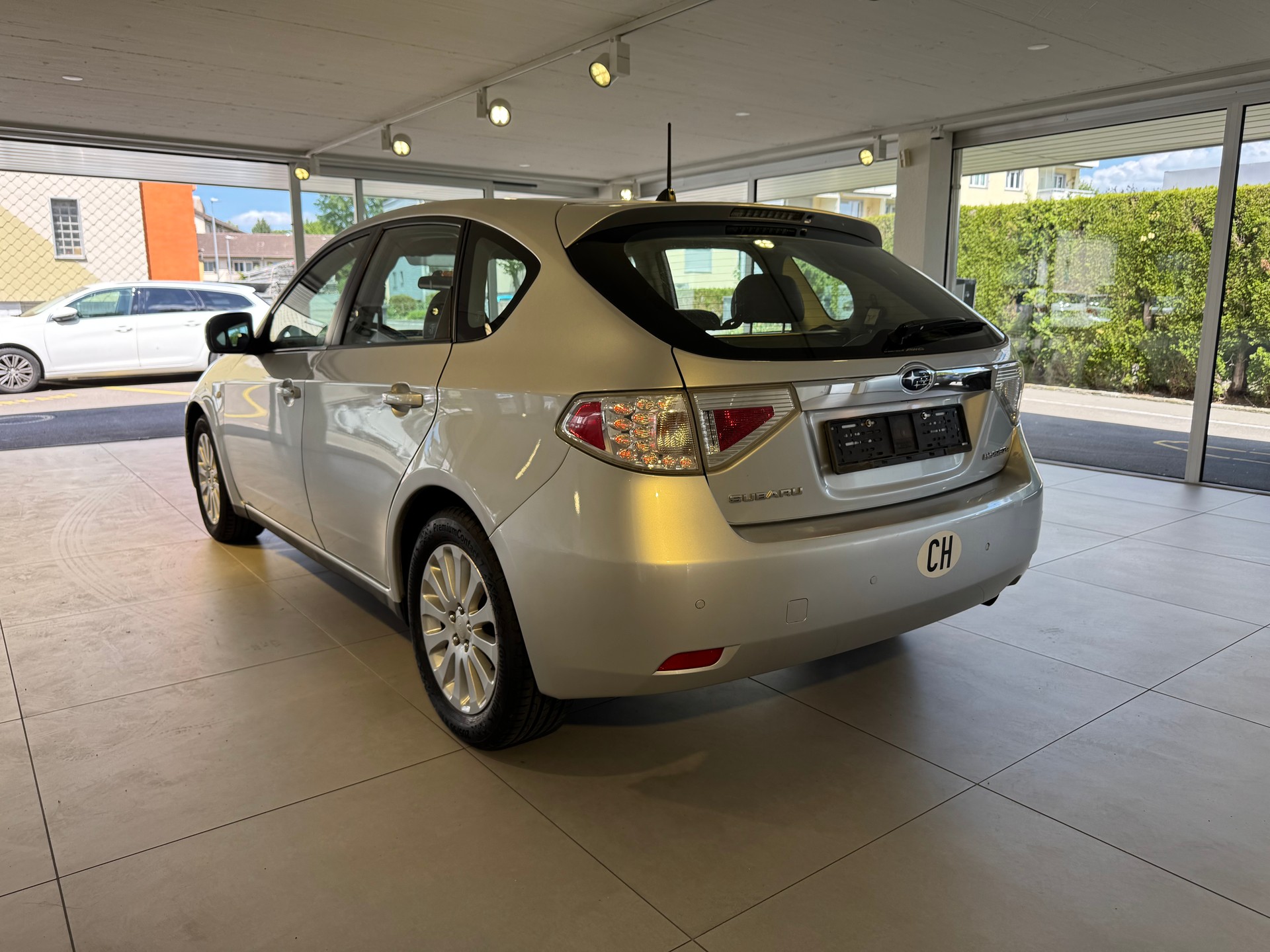 SUBARU Impreza 2.0R Swiss Automatic-image-6
