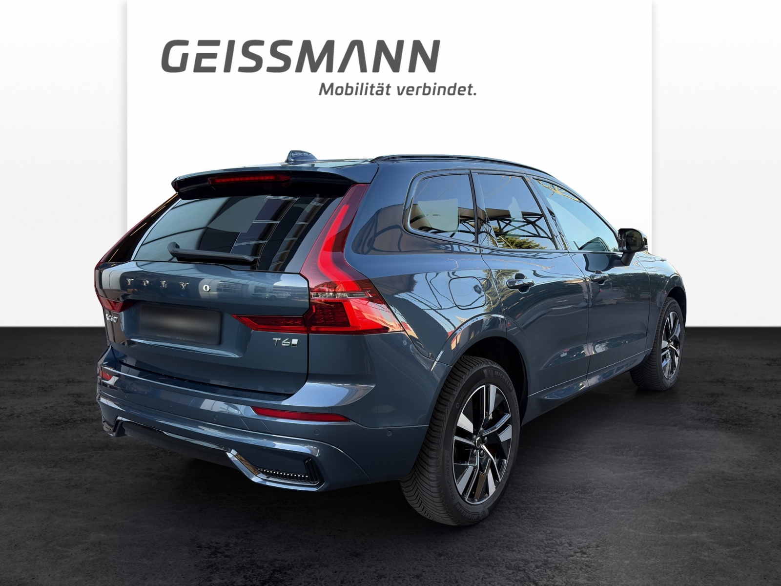 VOLVO XC60 2.0 T6 TE Plus Dark eAWD-image-5