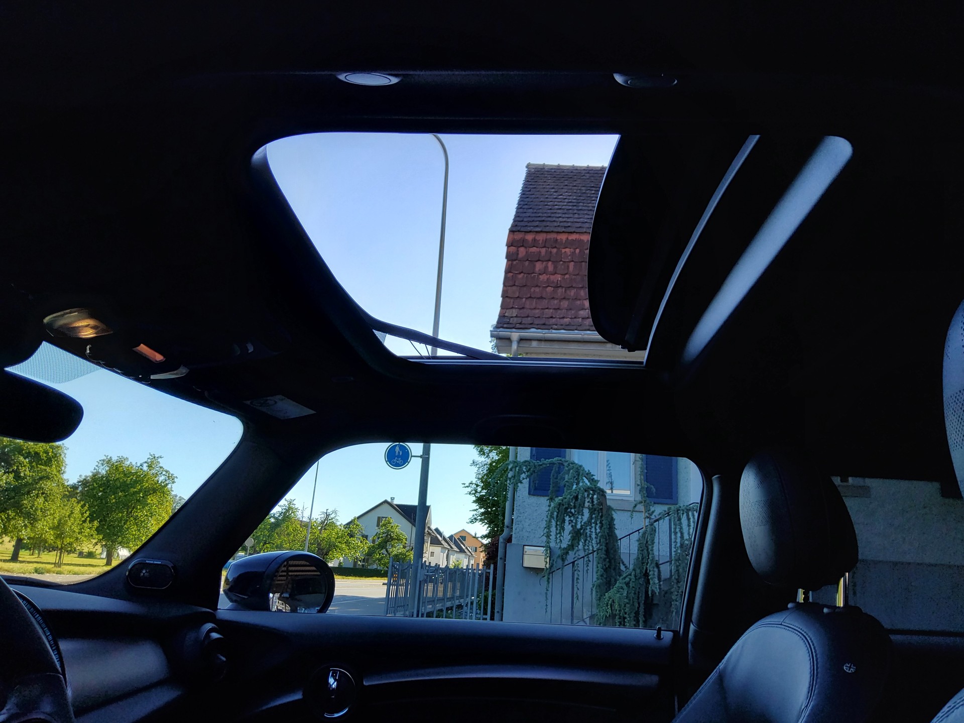 MINI Cooper SE-image-15
