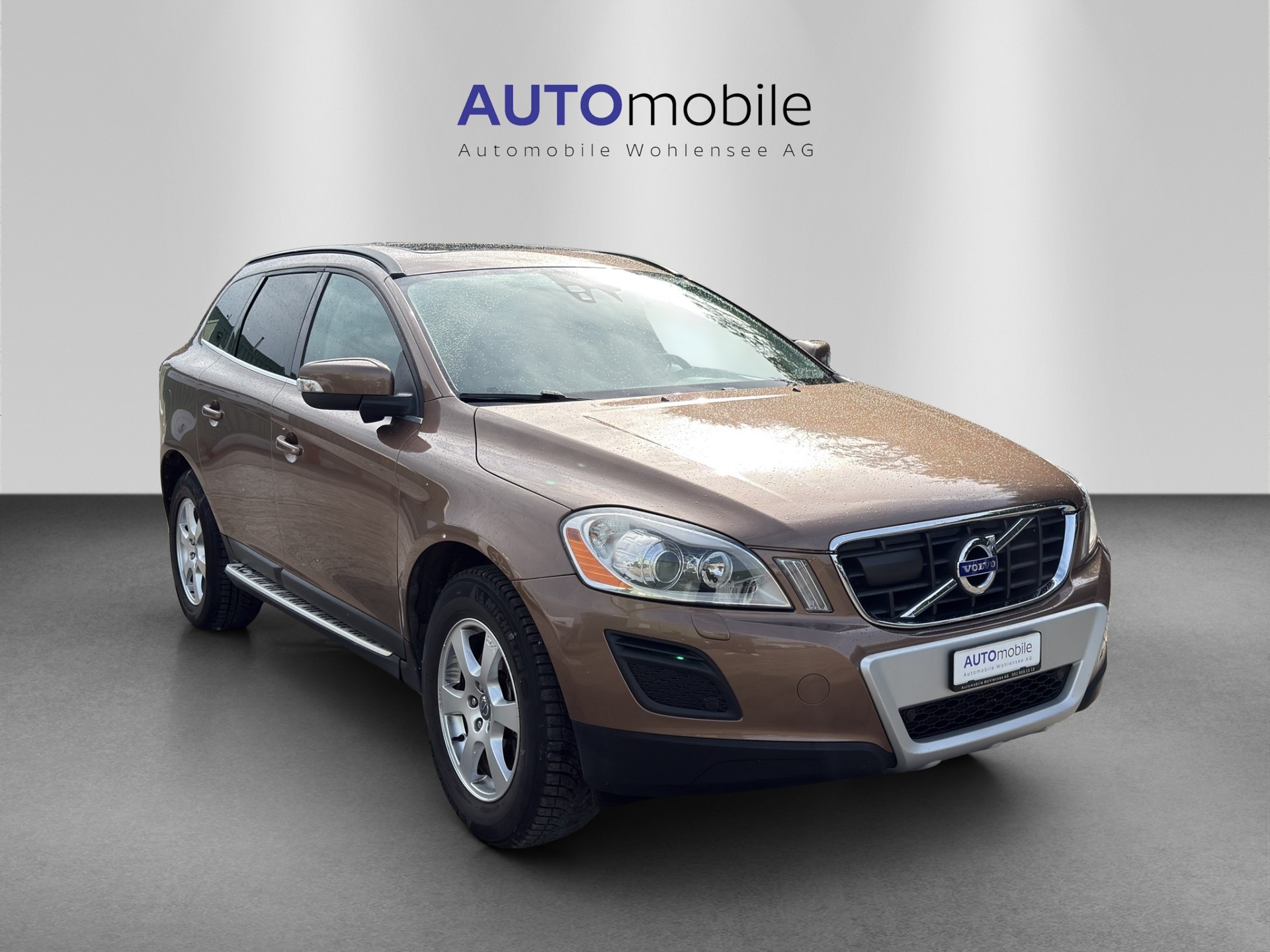VOLVO XC60 T6 AWD Summum Geartronic-image-3