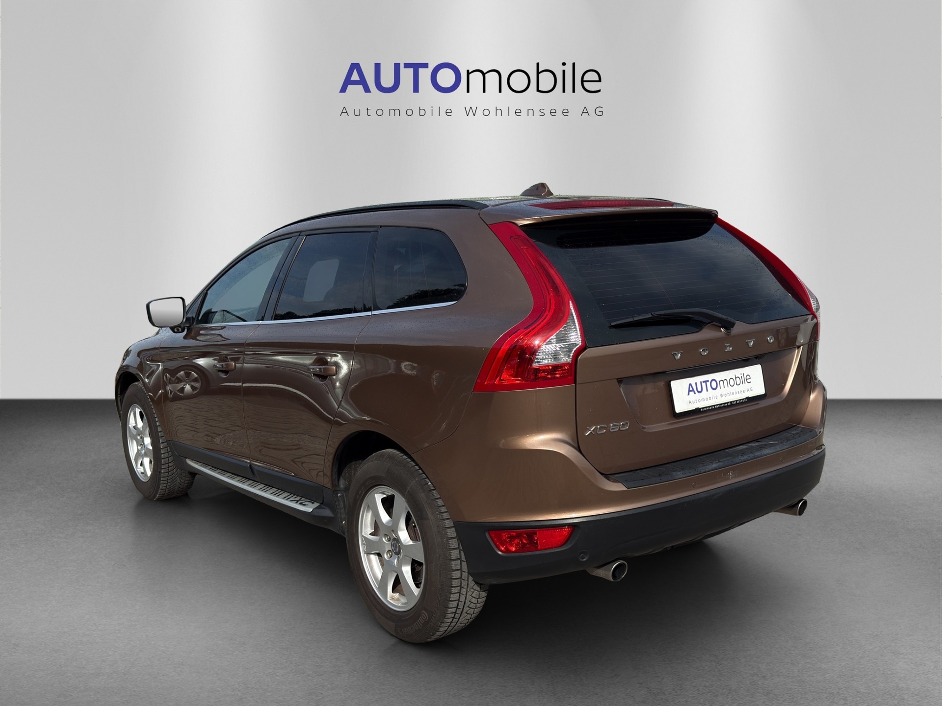 VOLVO XC60 T6 AWD Summum Geartronic-image-6