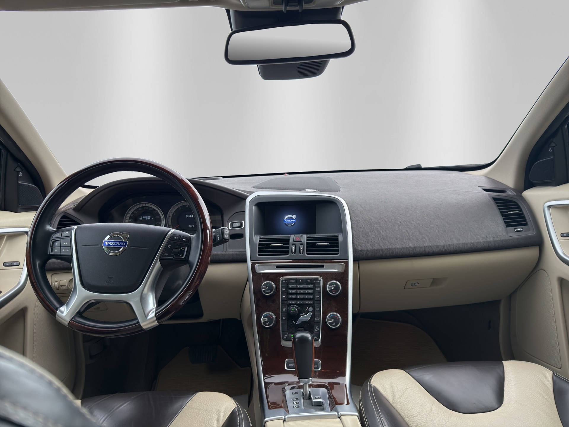 VOLVO XC60 T6 AWD Summum Geartronic-image-8