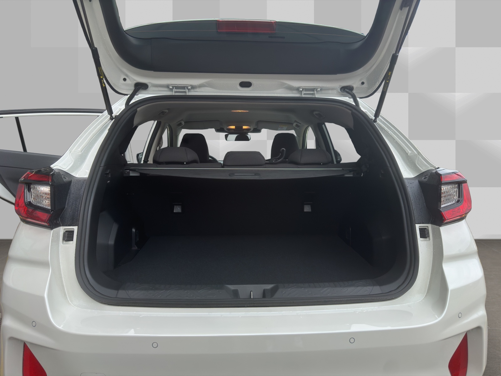 SUBARU Impreza 2.0 e-Boxer Swiss Plus AWD Lineartronic-image-7