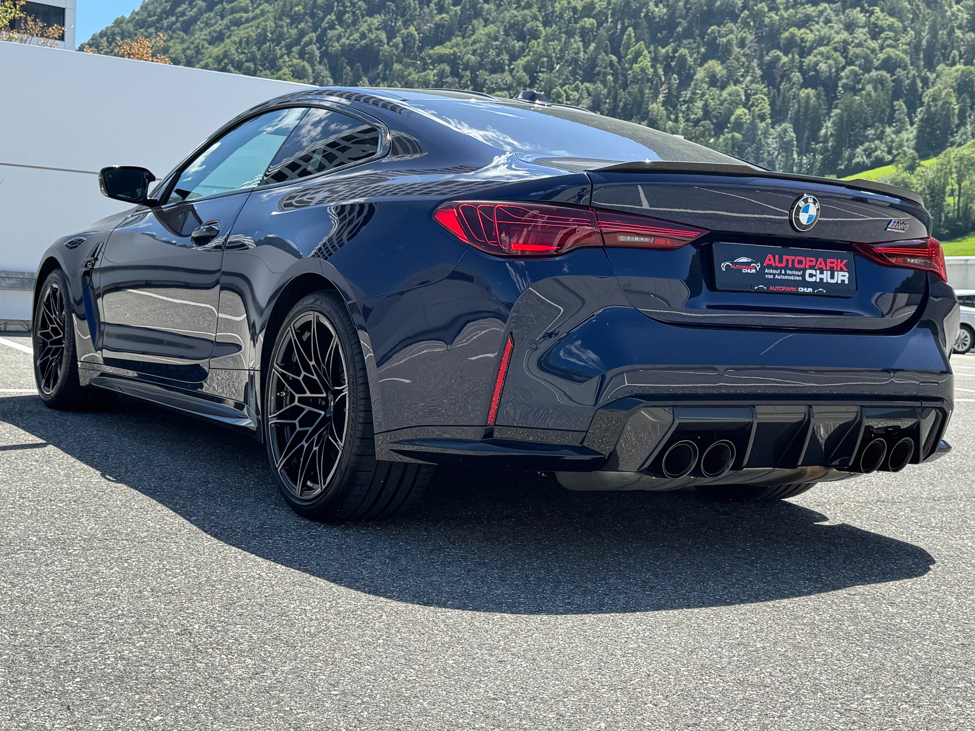 BMW M4 Coupé Competition-image-2