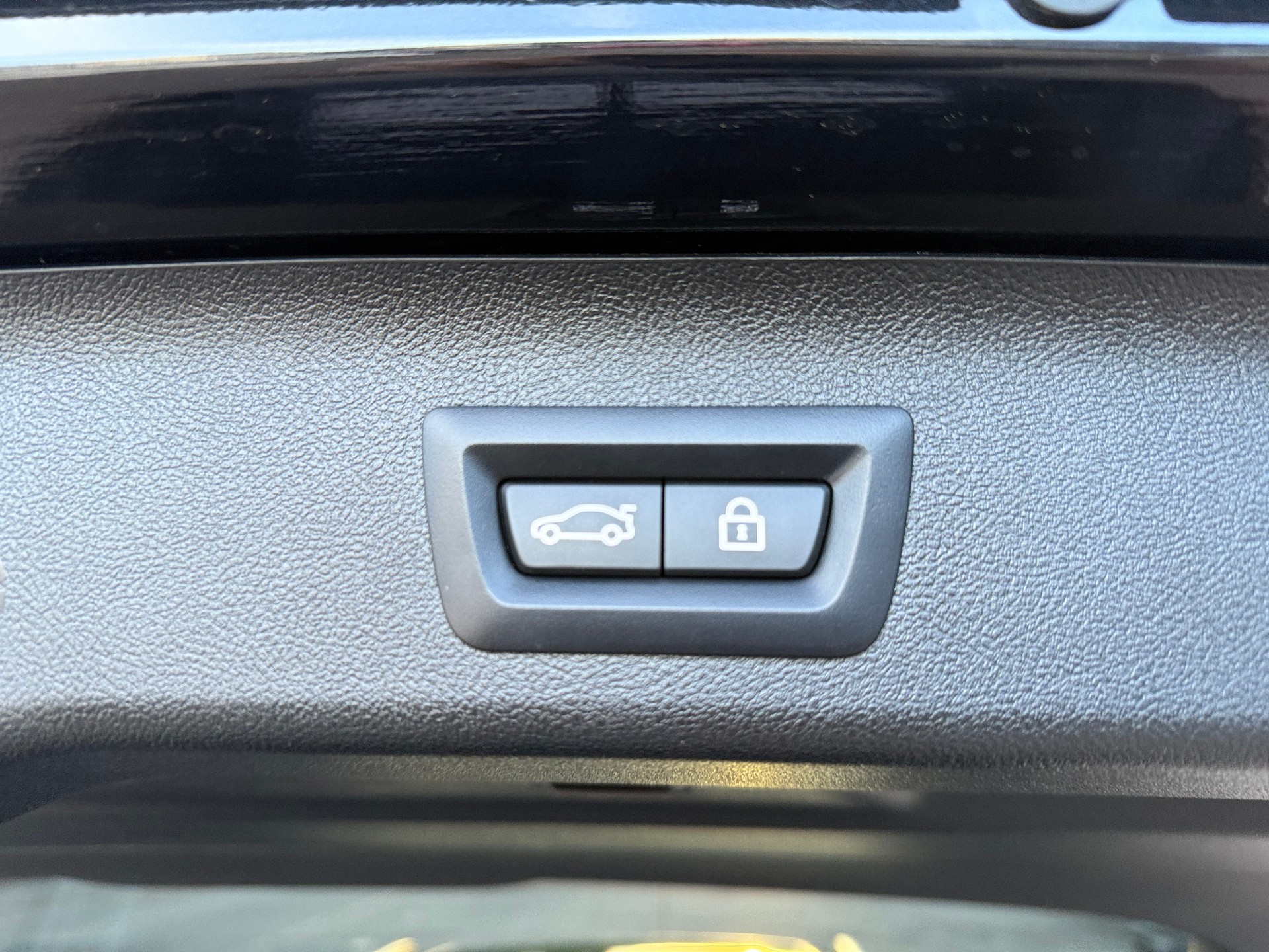 BMW 530i xDrive SAG Touring-image-10