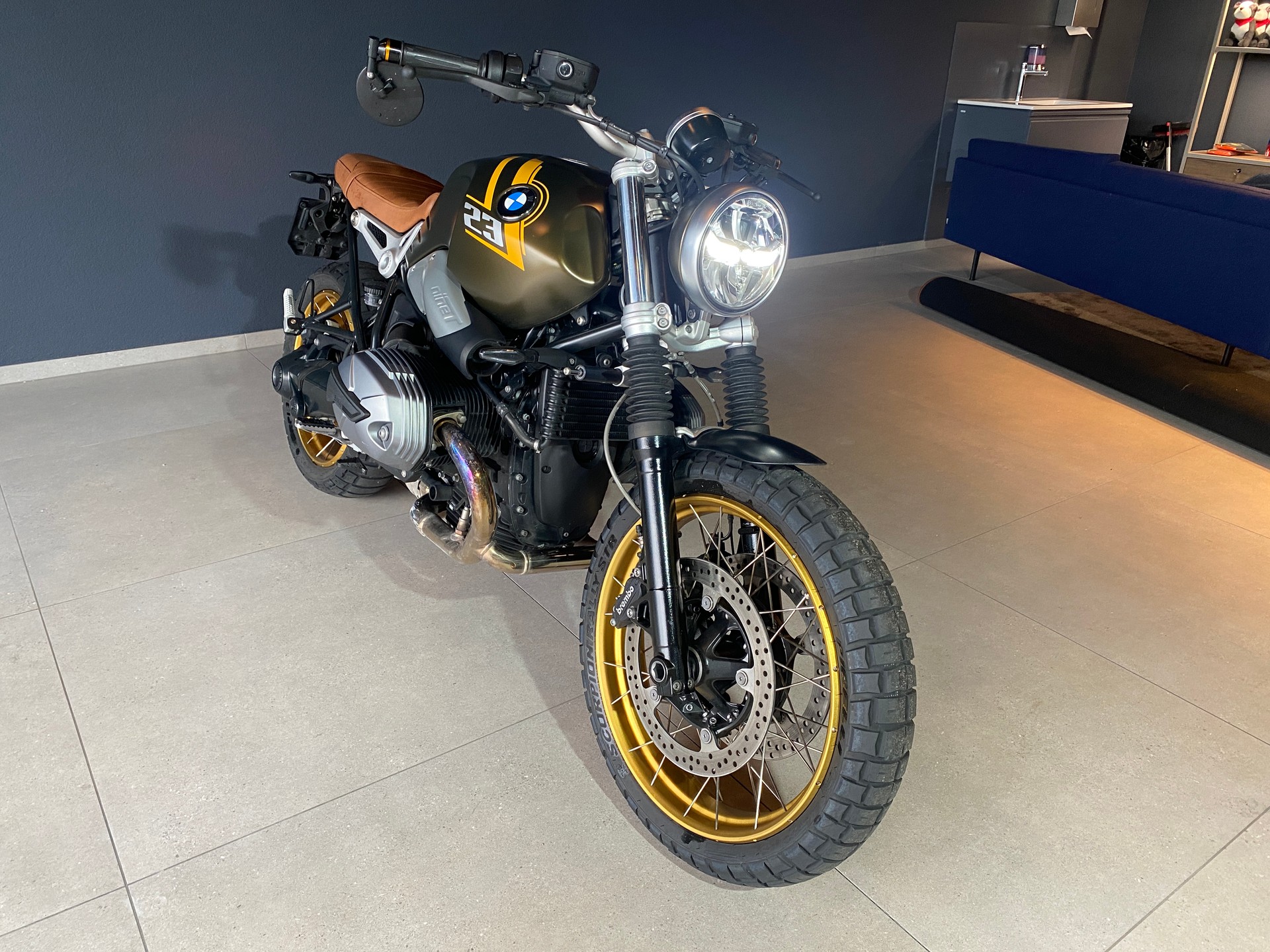 BMW R nineT Scrambler-showroom-element-2