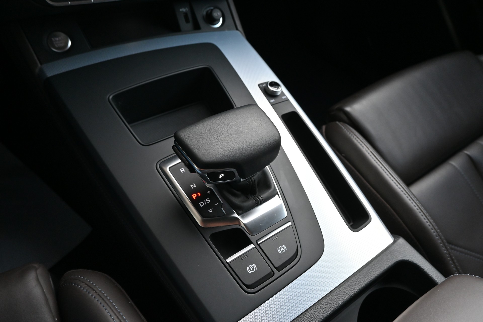 AUDI Q5 Sportback 50 TFSI PHEV S Line quattro S-tronic + AHK 2400kg-image-19