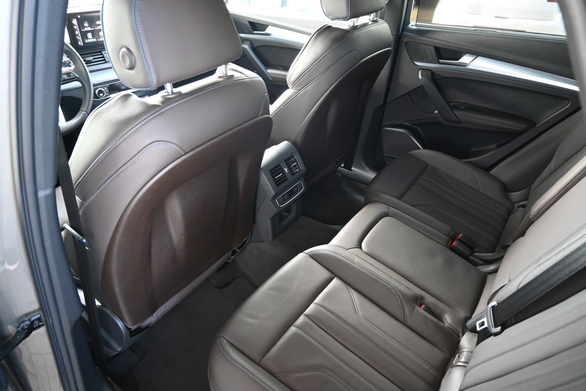 AUDI Q5 Sportback 50 TFSI PHEV S Line quattro S-tronic + AHK 2400kg-image-16