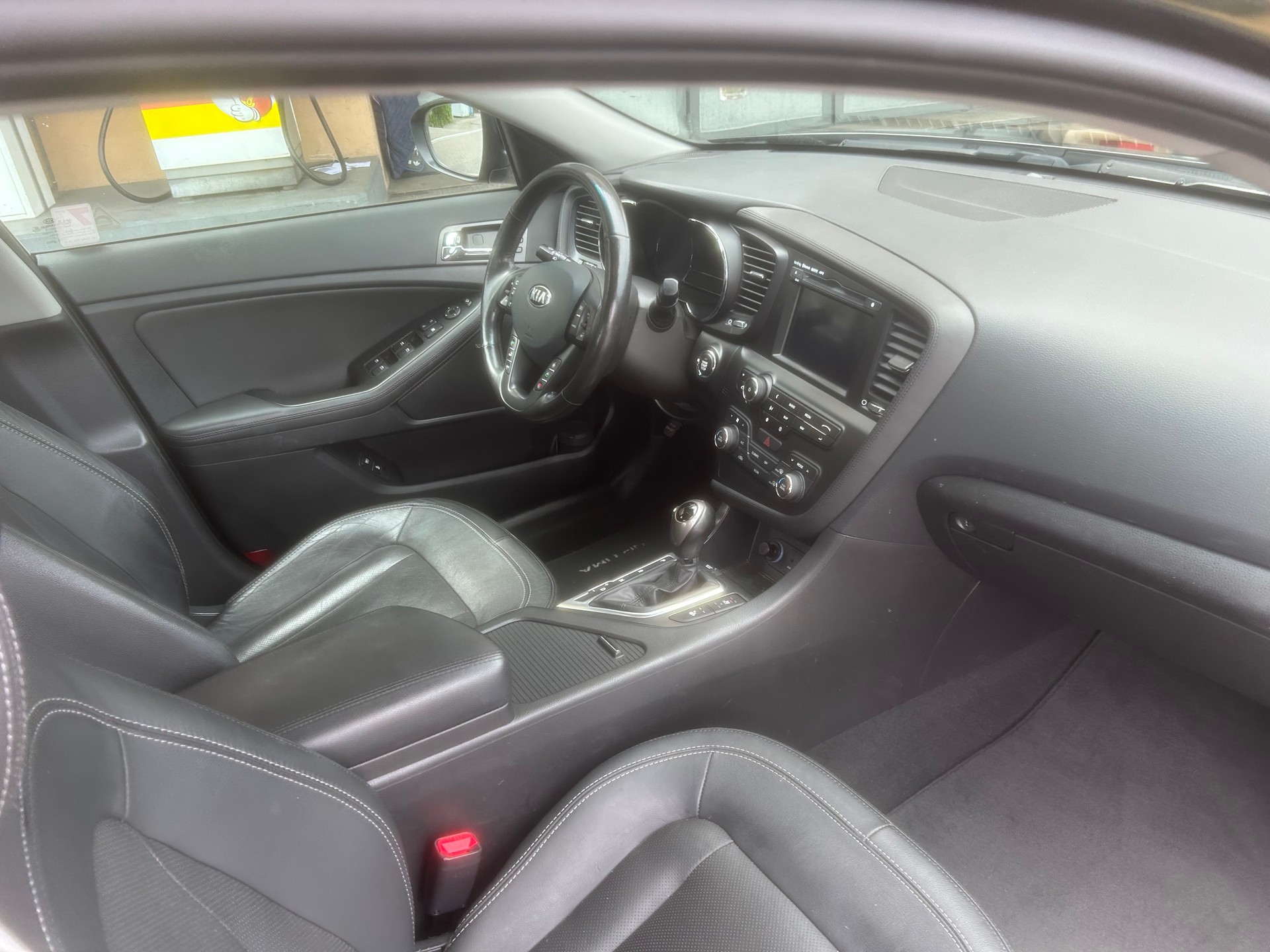 KIA Optima 2.0 CVVT Hybrid Automatic-image-6