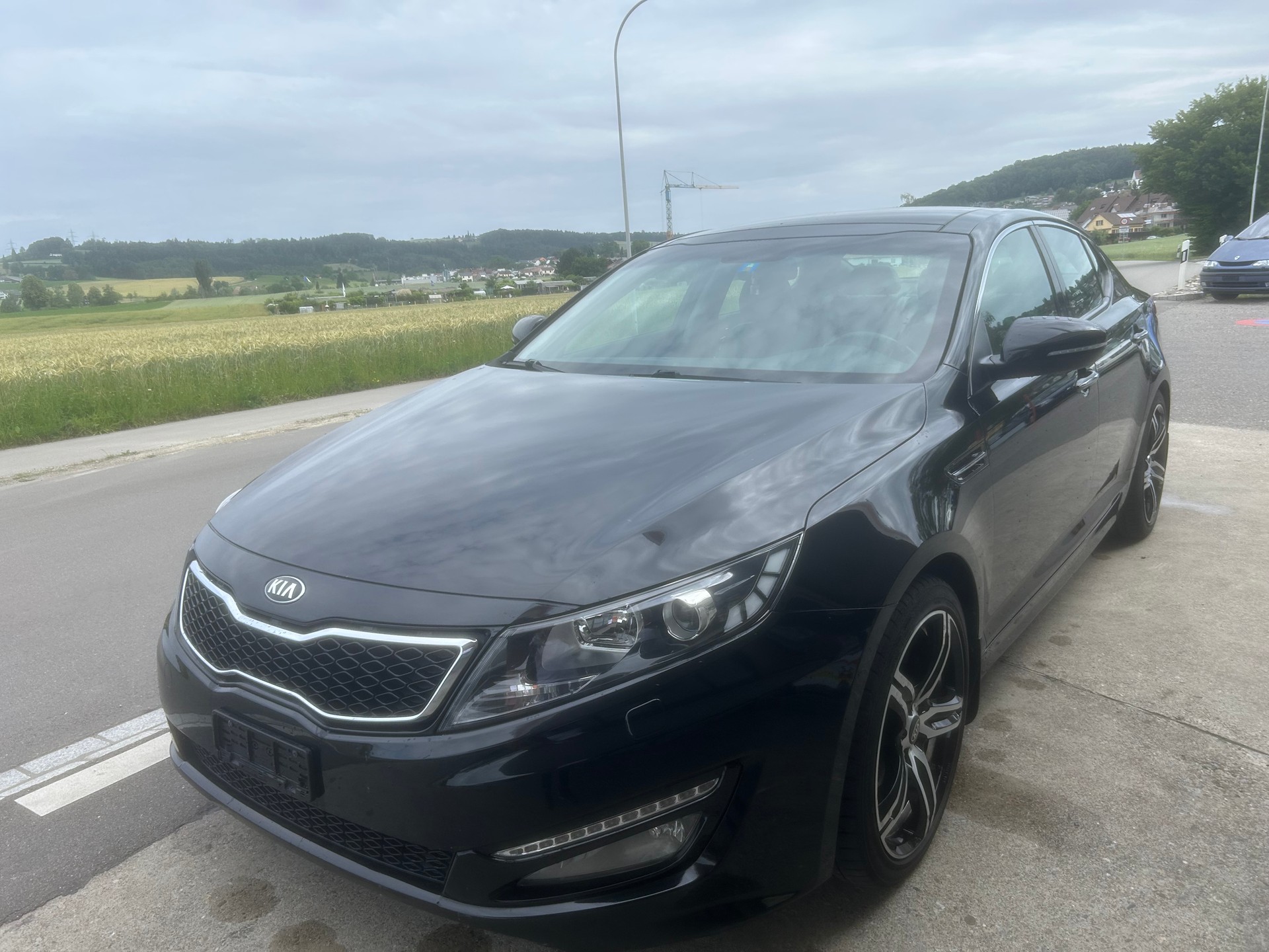 KIA Optima 2.0 CVVT Hybrid Automatic-image-1