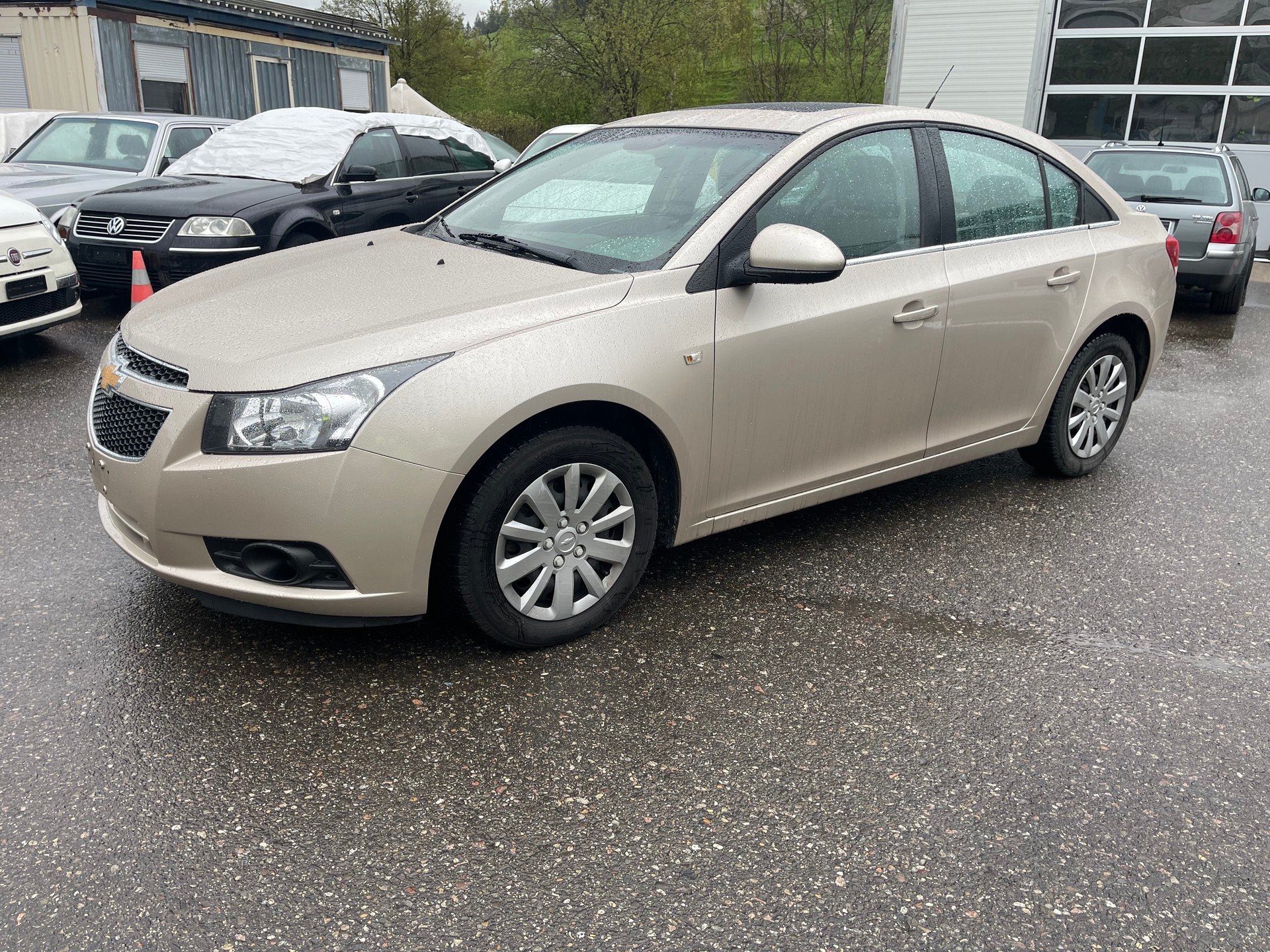CHEVROLET Cruze 2.0 VCDi LT Automatic-image-0