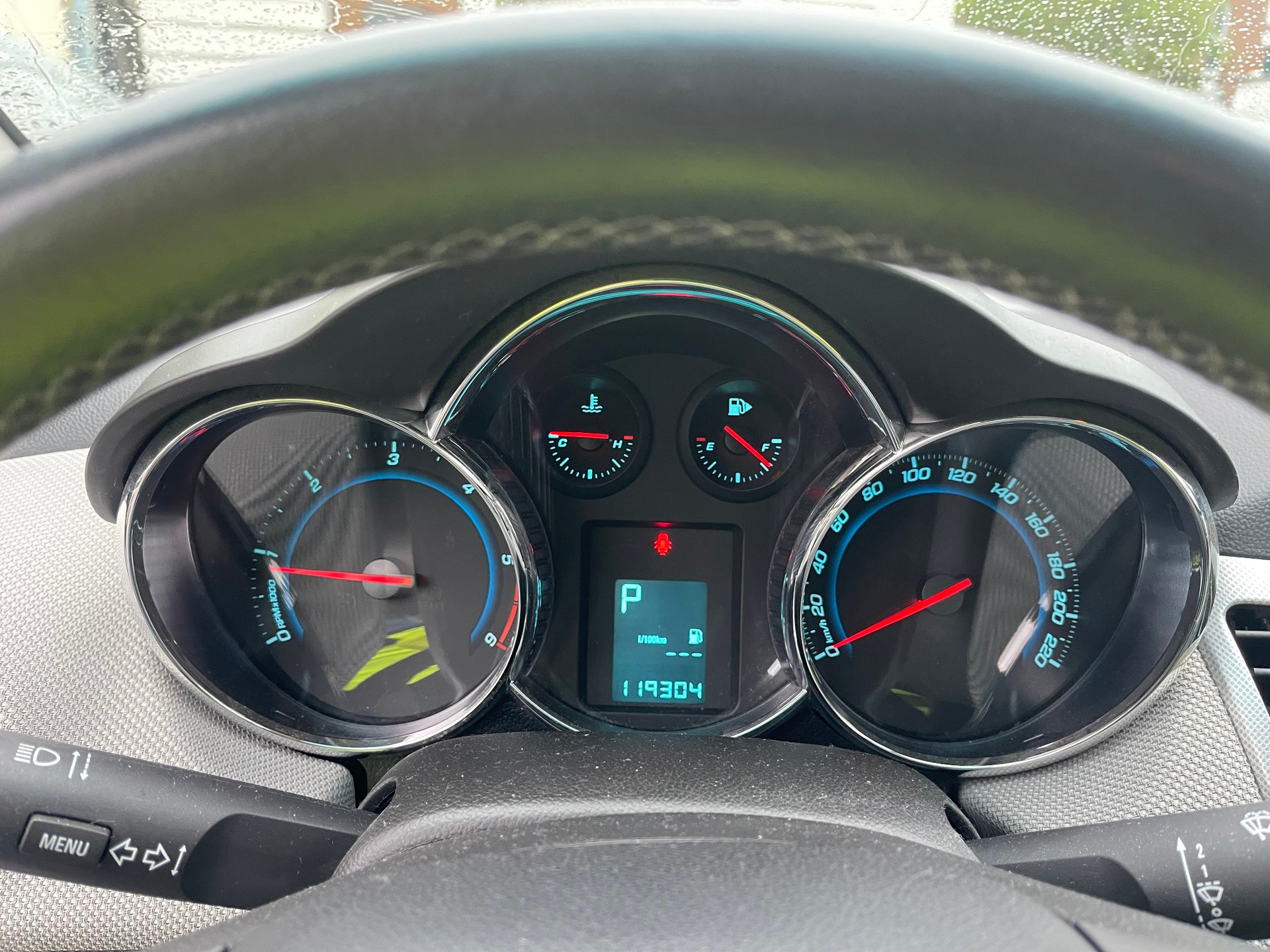 CHEVROLET Cruze 2.0 VCDi LT Automatic-image-12