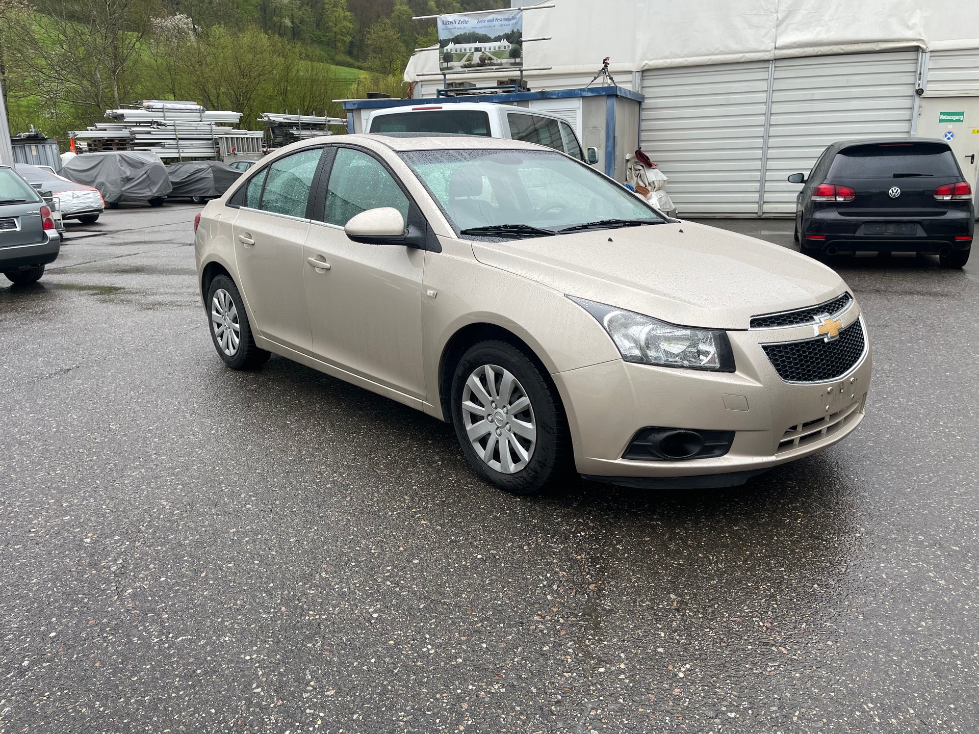 CHEVROLET Cruze 2.0 VCDi LT Automatic-image-1