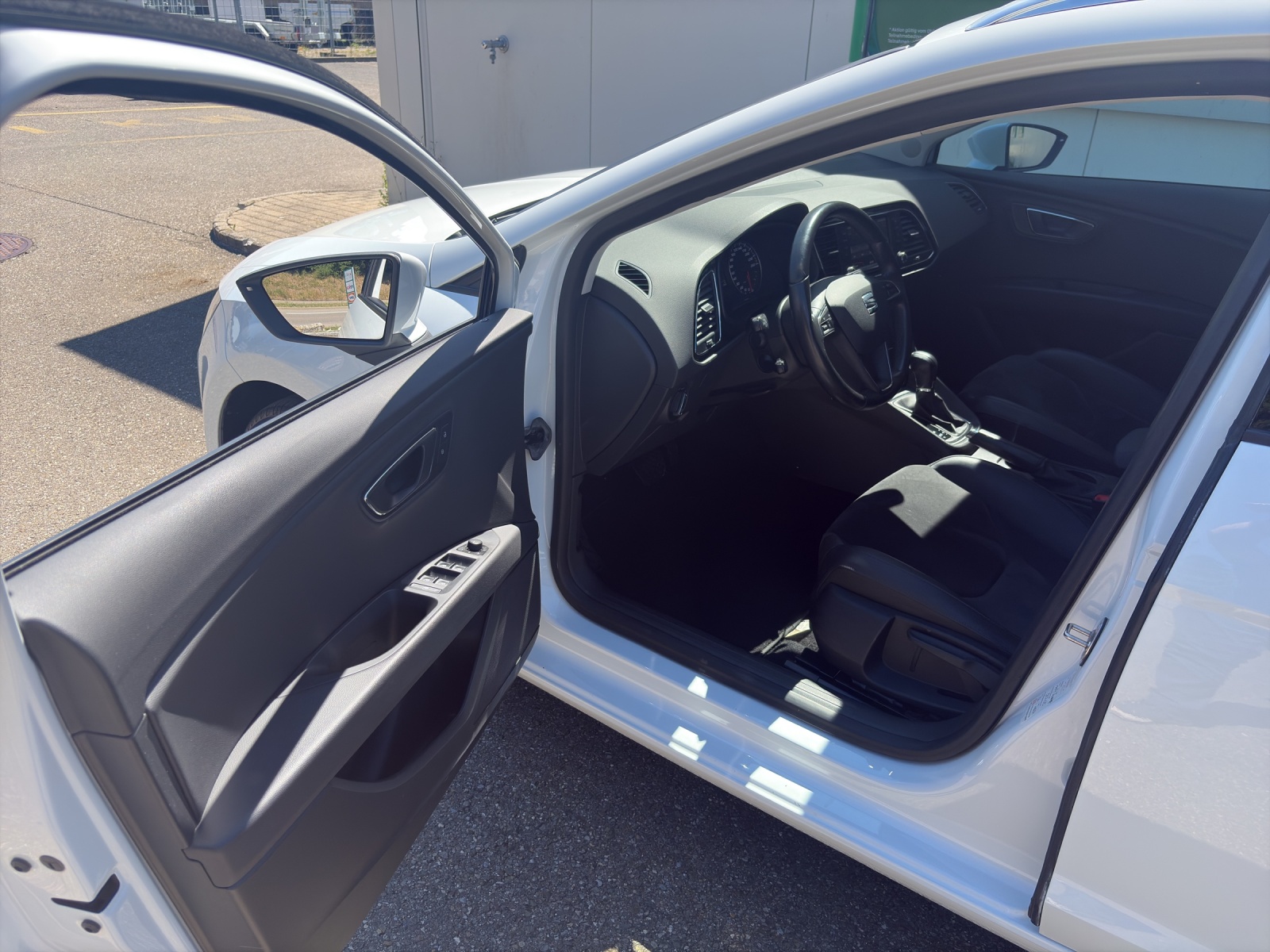 SEAT Leon ST 2.0 TDI Style DSG-image-4