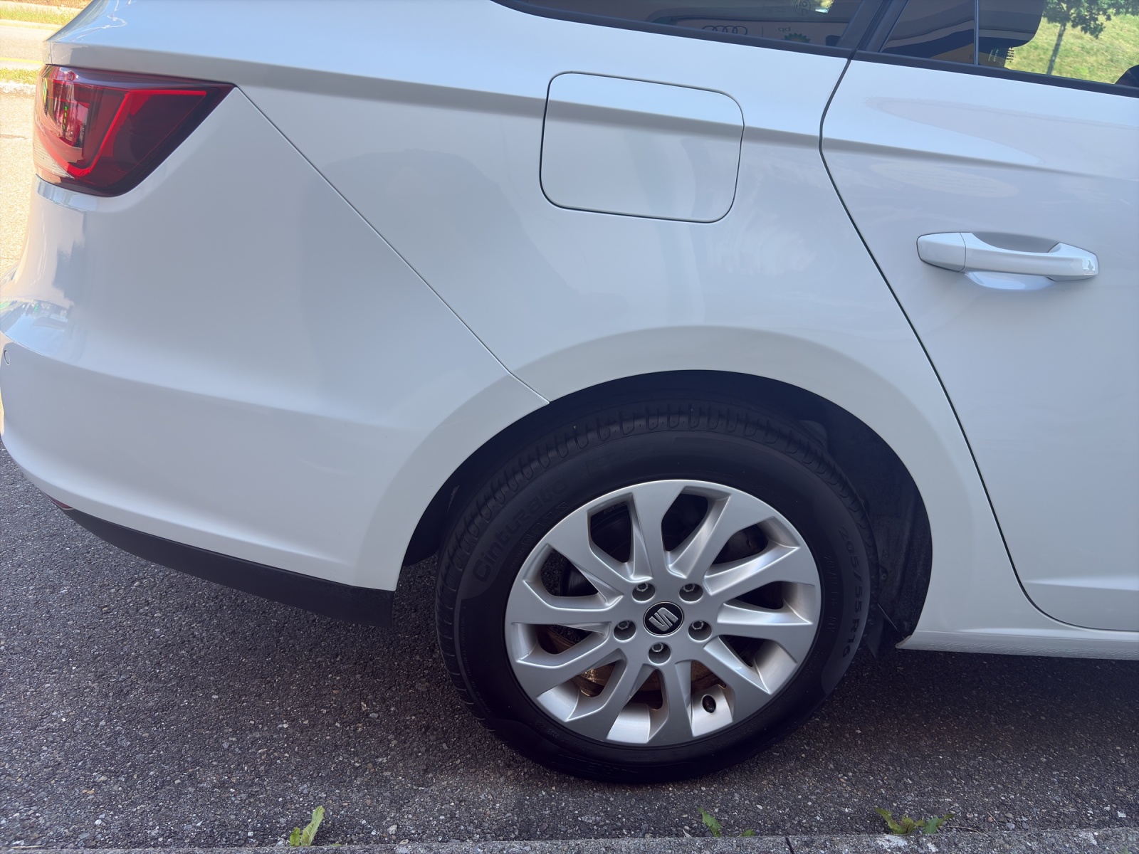 SEAT Leon ST 2.0 TDI Style DSG-image-15
