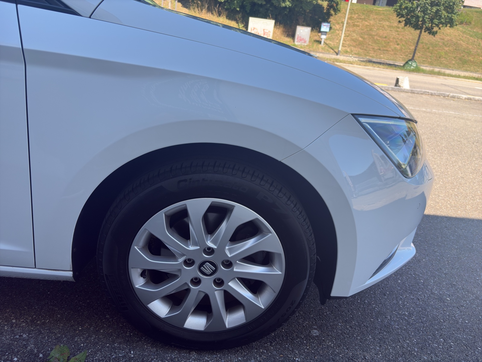 SEAT Leon ST 2.0 TDI Style DSG-image-16