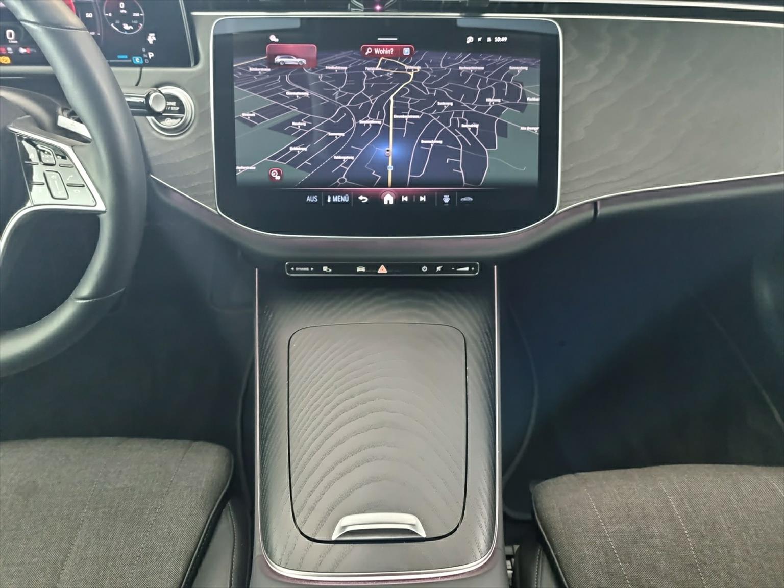 MERCEDES-BENZ E 220d SW Avantgarde Sport getönte Scheiben-image-7