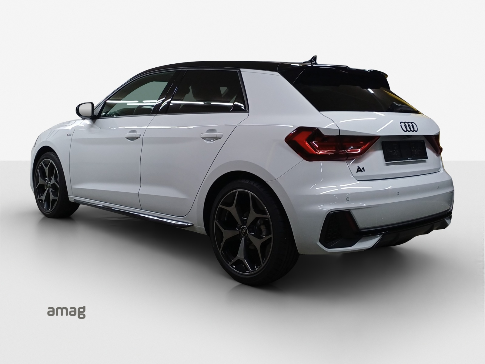 AUDI A1 Sportback 30 TFSI S Line S-tronic-image-2