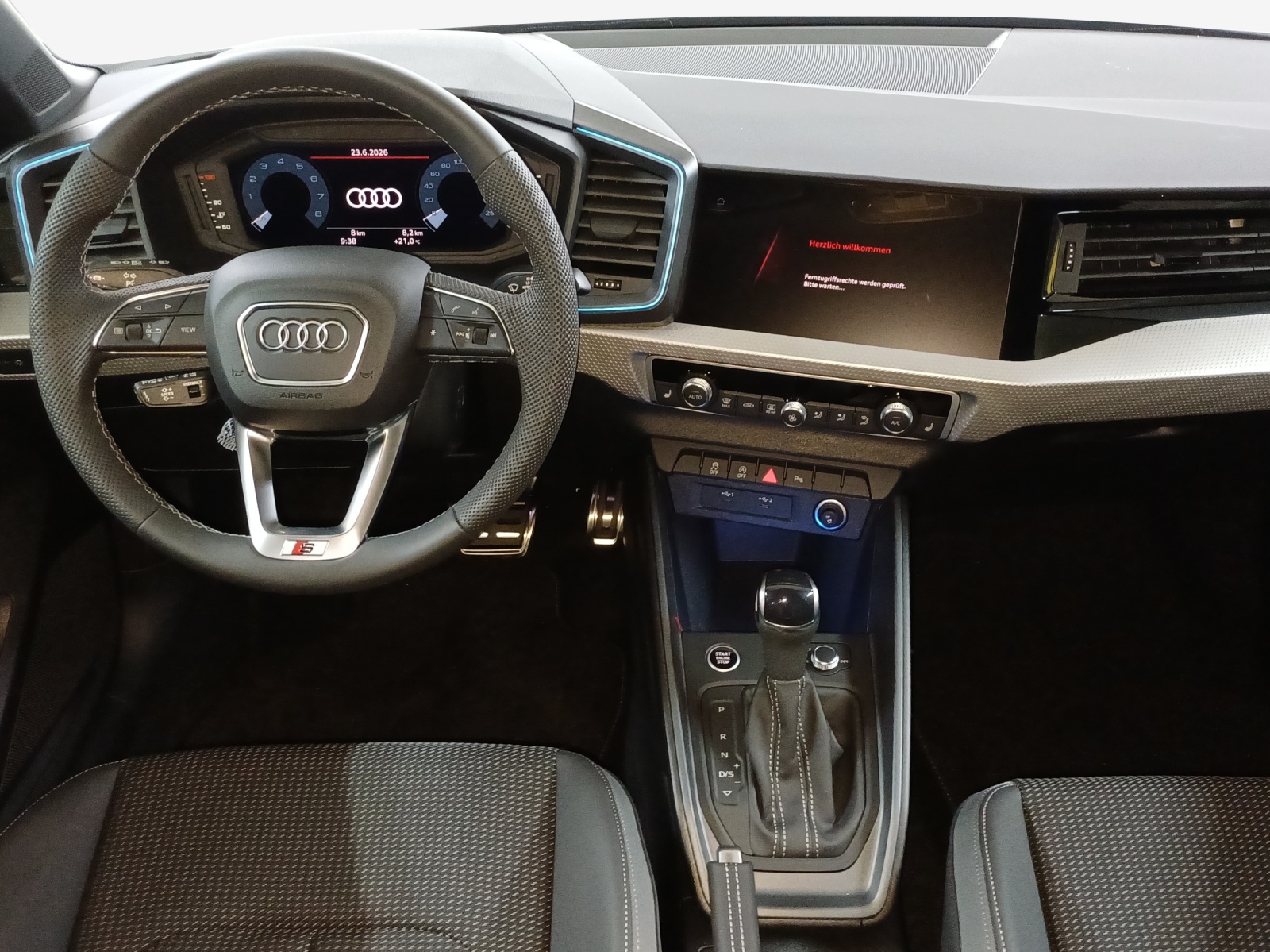 AUDI A1 Sportback 30 TFSI S Line S-tronic-image-8