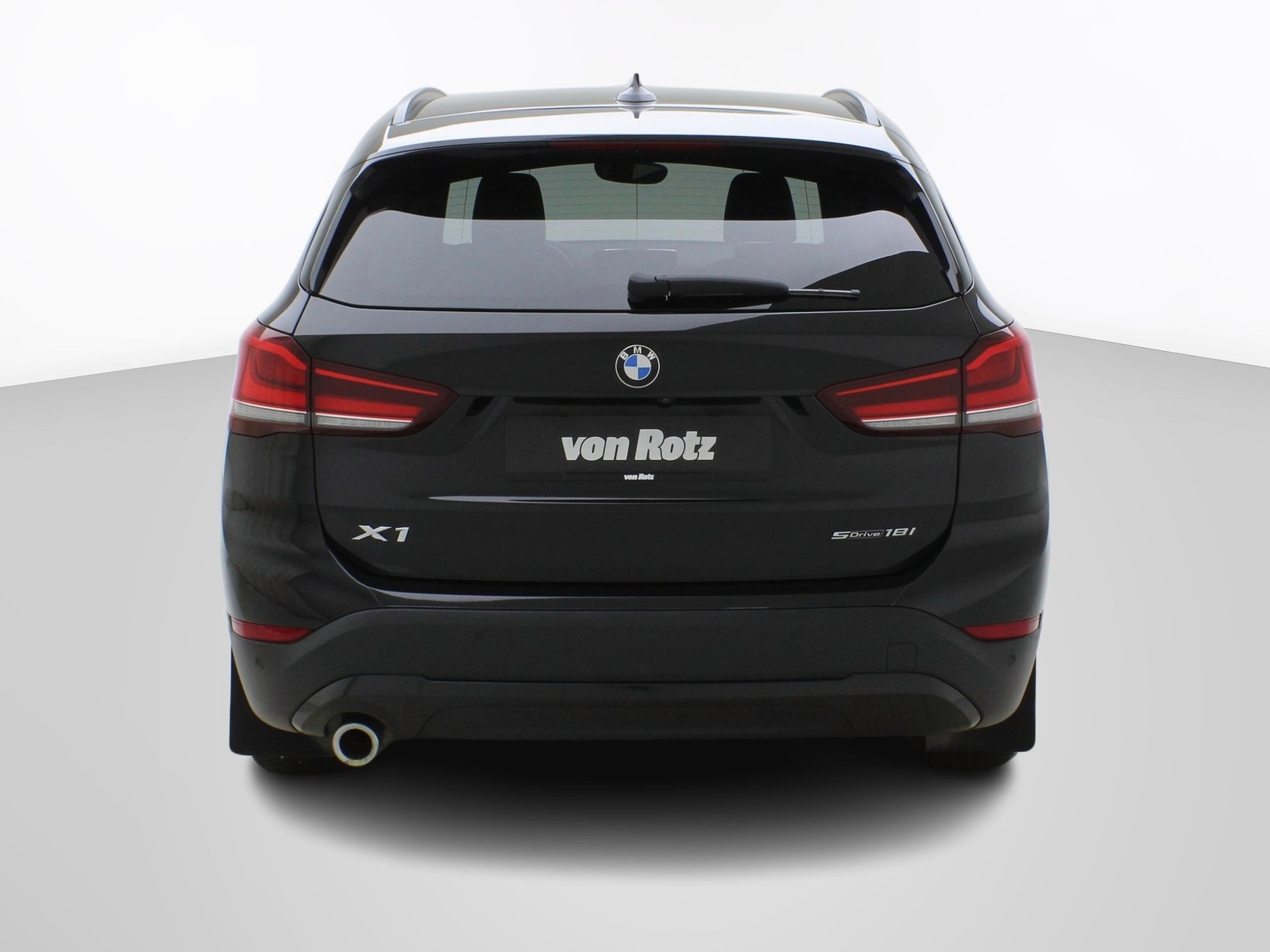 BMW X1 18i sDrive-image-3