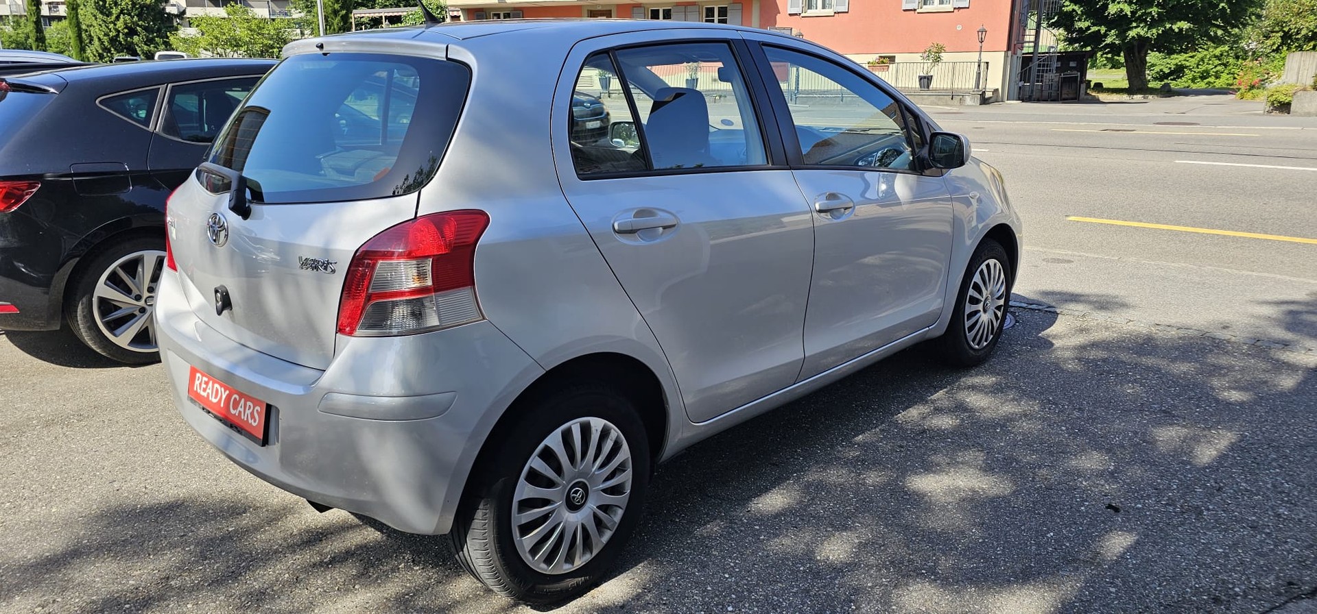 TOYOTA Yaris 1.33 Linea Sol-image-5