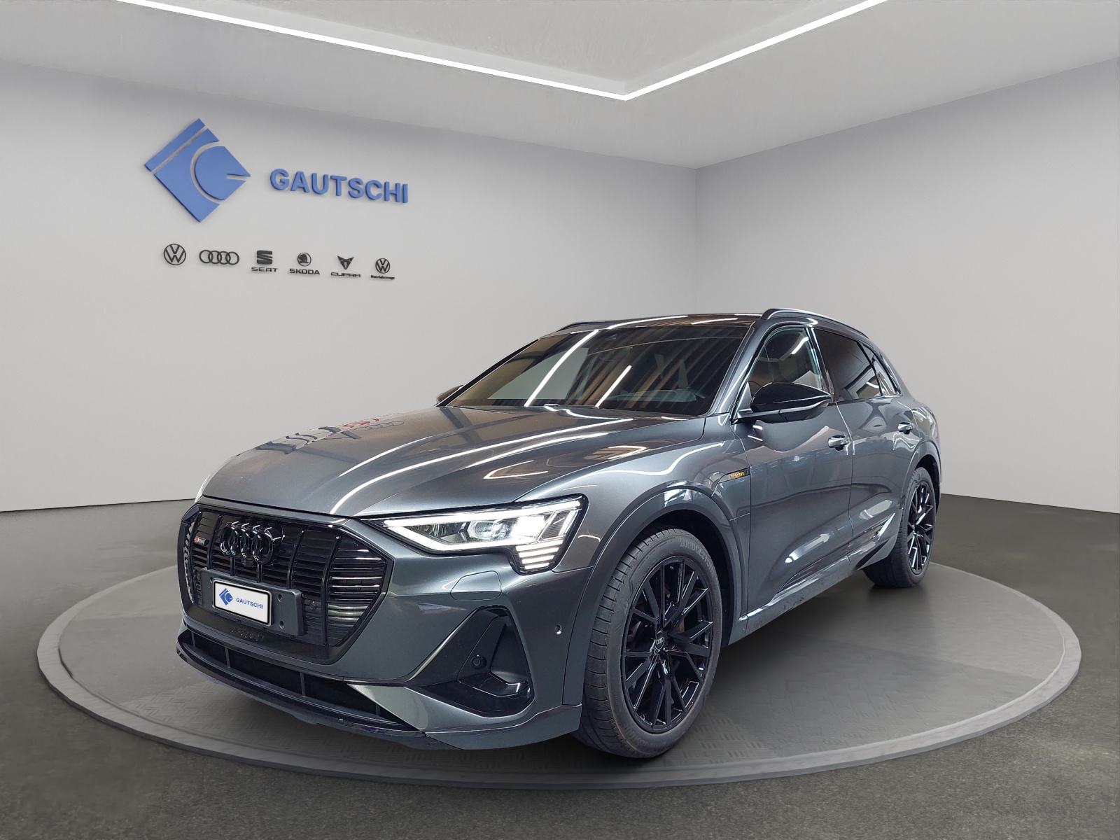 AUDI e-tron 55 S Line Black Edition quattro-image-0