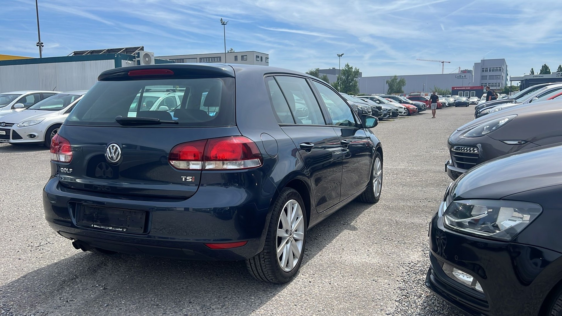 VW GOLF-image-3