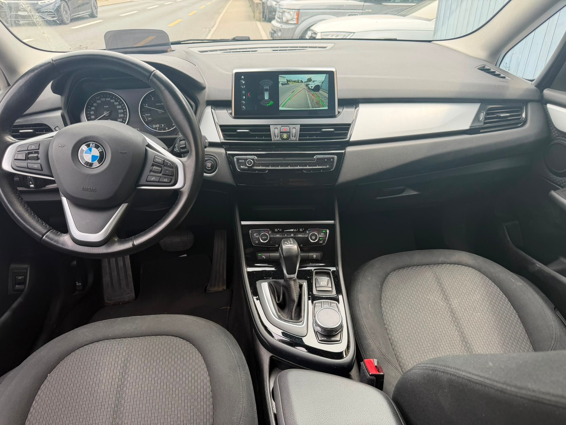 BMW 218d xDrive Gran Tourer Steptronic *7-Plätze*-image-10