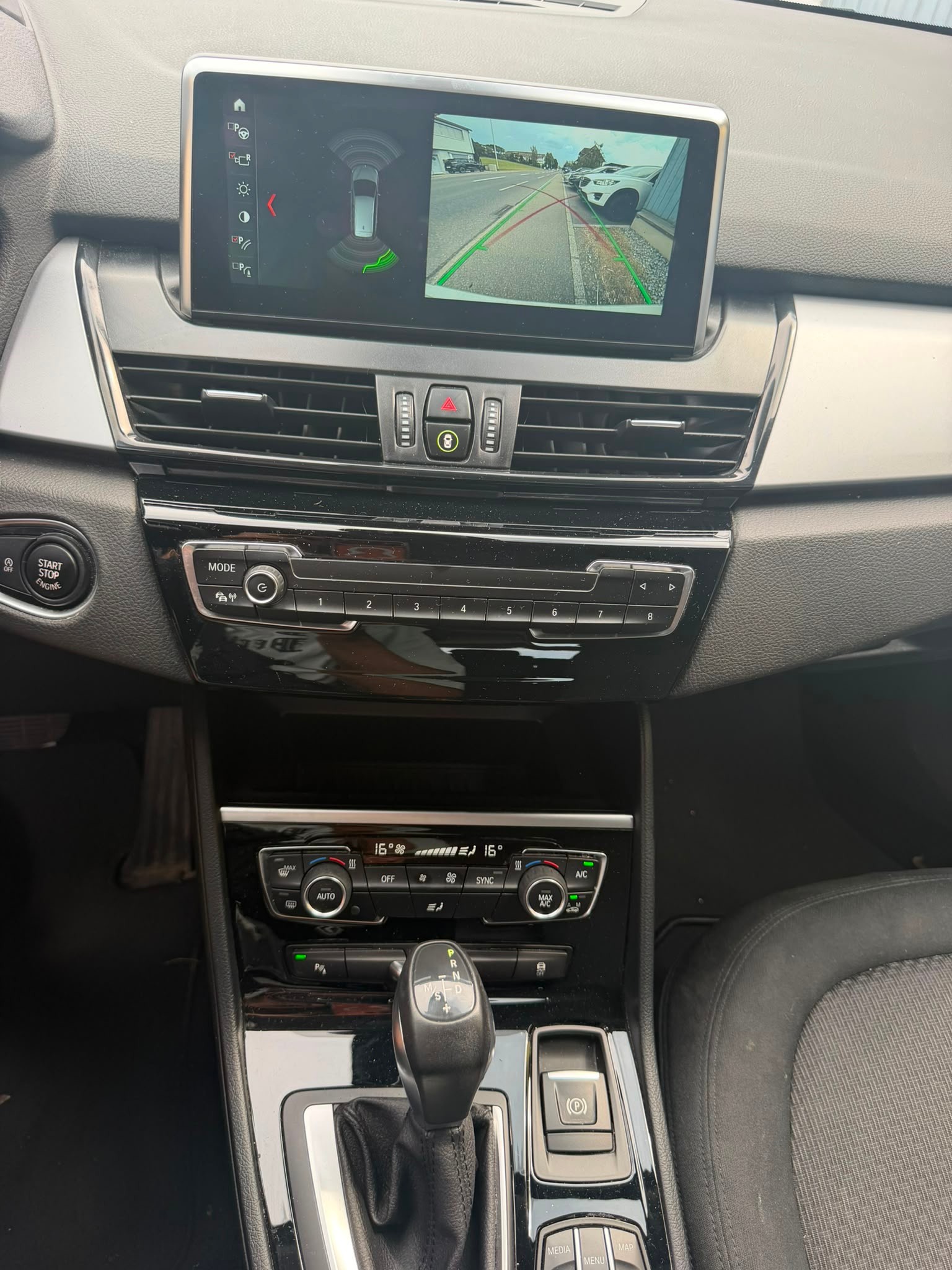BMW 218d xDrive Gran Tourer Steptronic *7-Plätze*-image-15