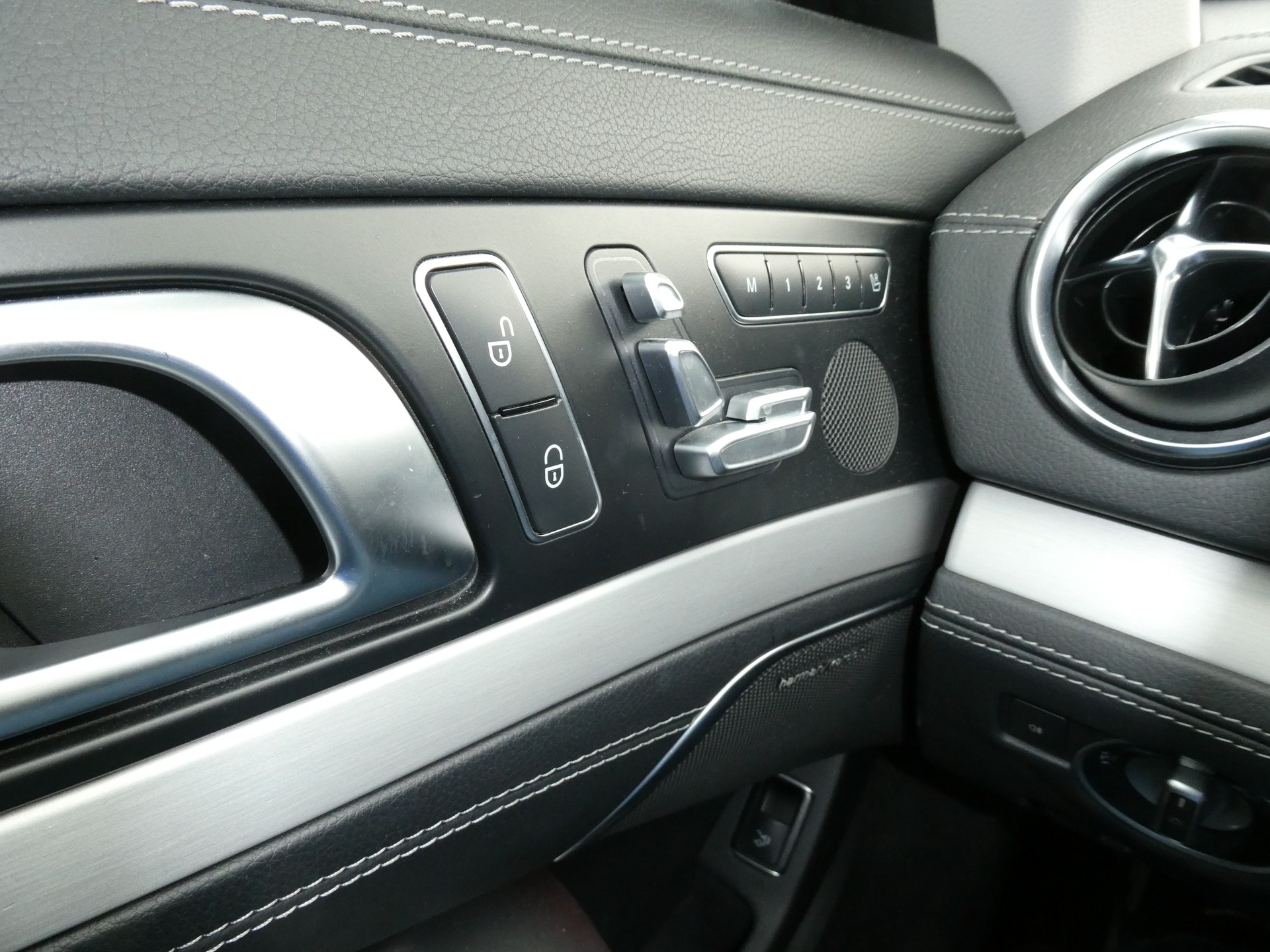 MERCEDES-BENZ SL 400 7G-Tronic-image-7