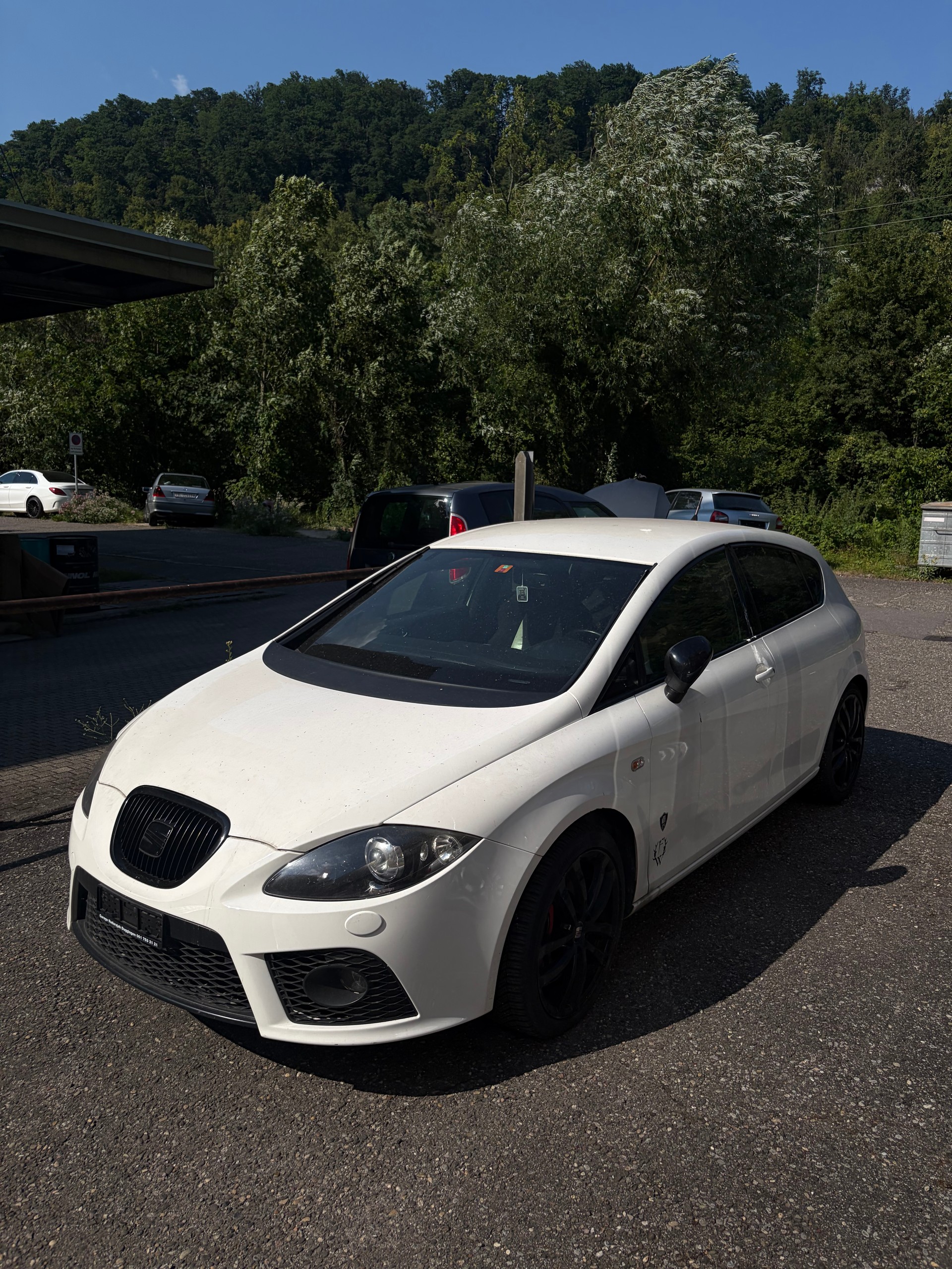 SEAT Leon 2.0 TSI Cupra-image-0