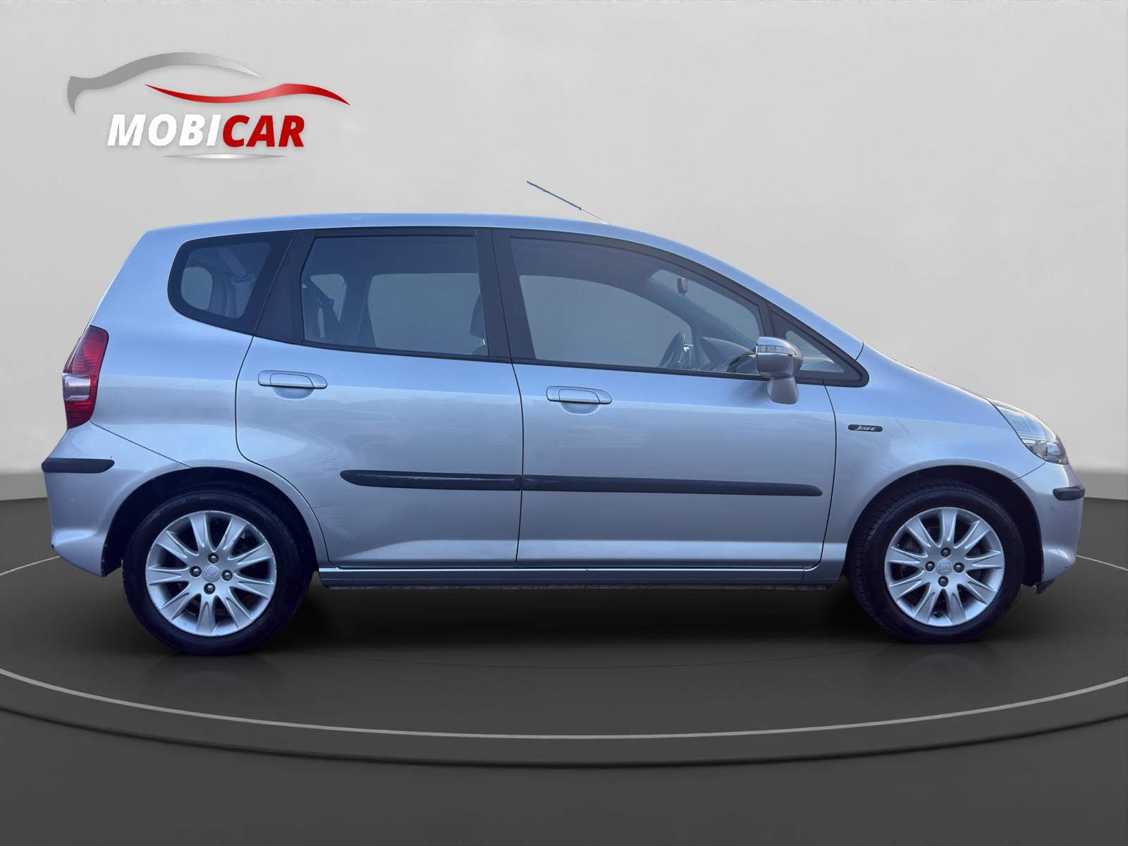 HONDA Jazz 1.4i LS Formula 1 CVT-image-5