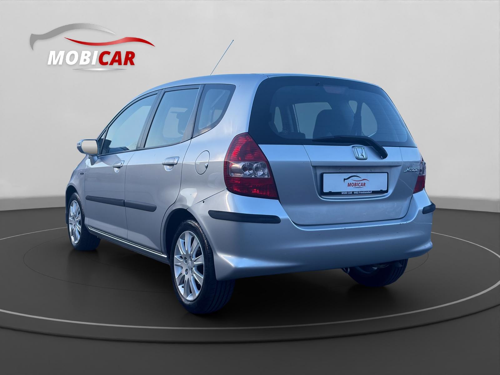 HONDA Jazz 1.4i LS Formula 1 CVT-image-2