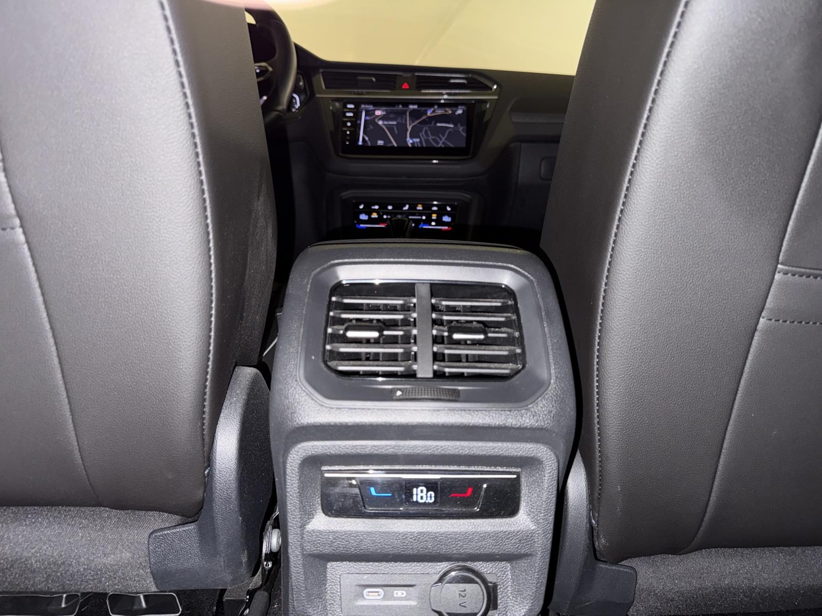 VW Tiguan 2.0 TDI SCR R-Line DSG-image-17