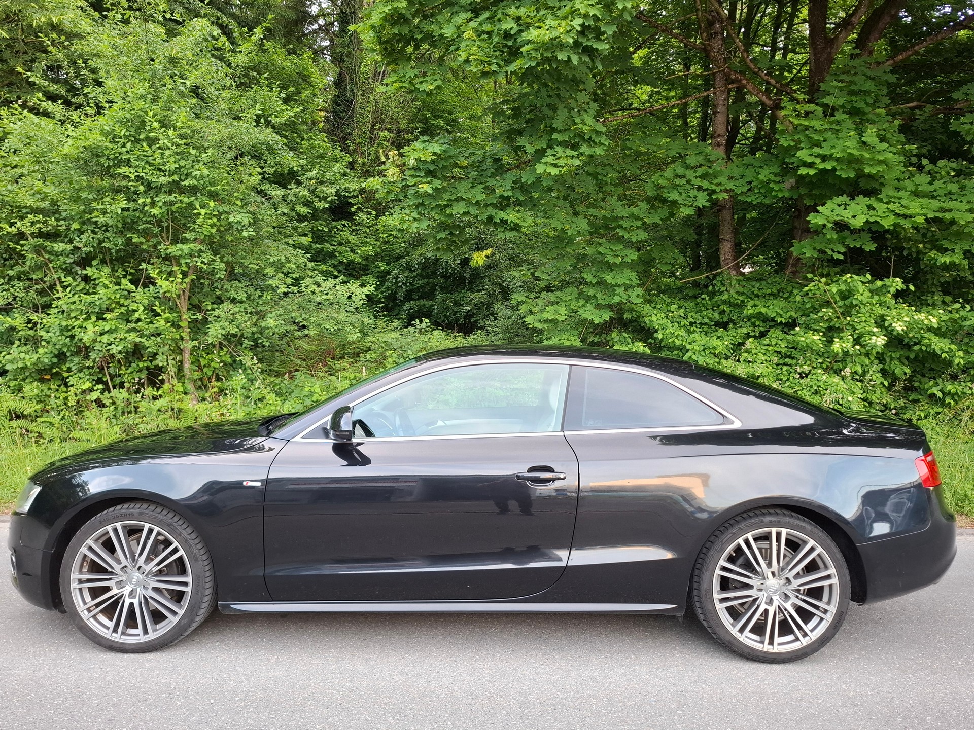 AUDI A5 Coupé 2.7 TDI multitronic-image-1