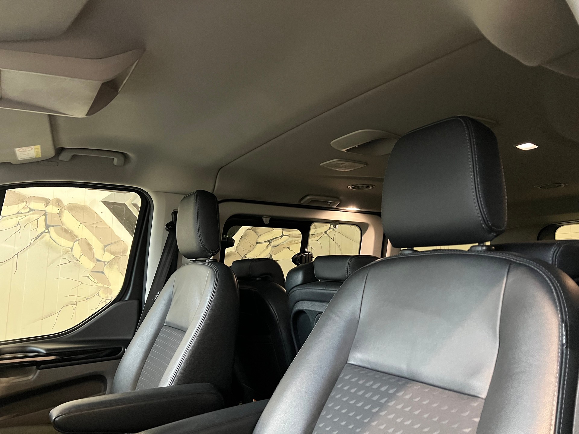 FORD Tourneo Custom 320 L1H1 Sport A-image-13