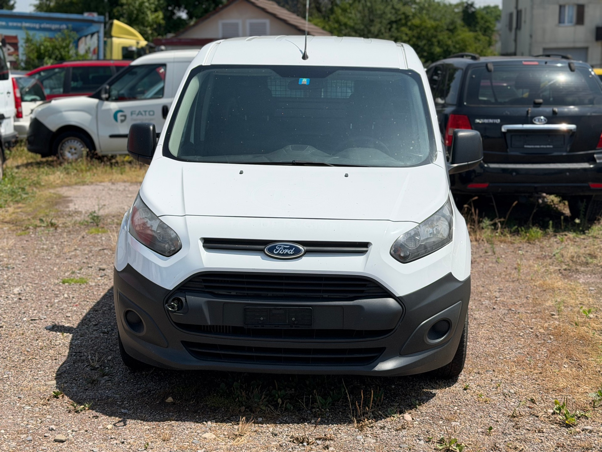 FORD Transit Connect Van T200 1.6 TDCi Start-up-image-1