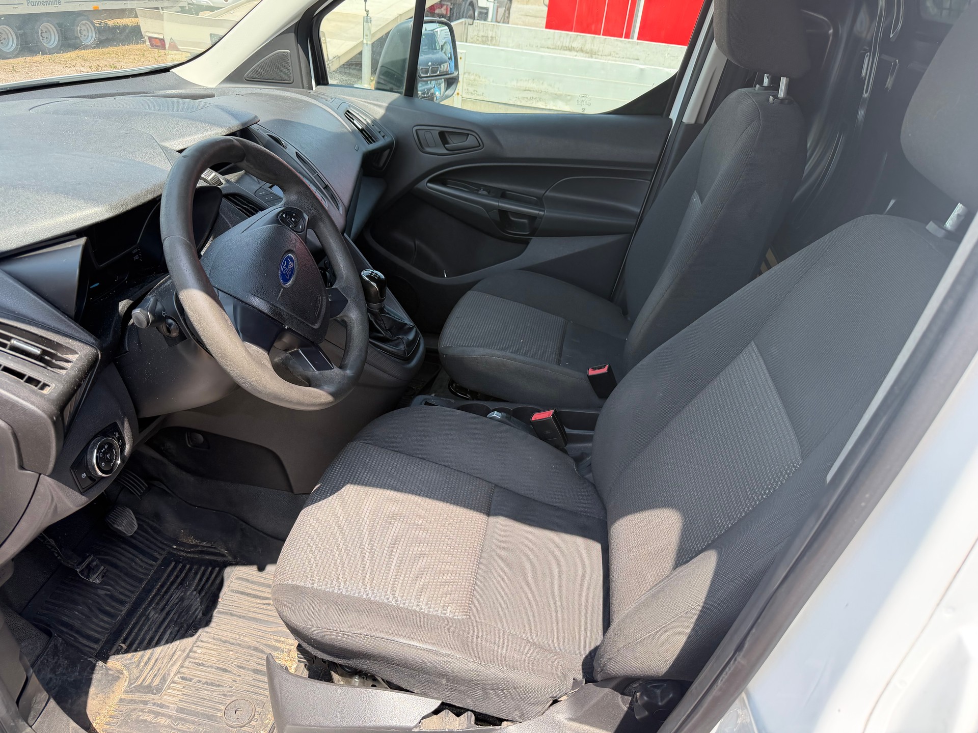 FORD Transit Connect Van T200 1.6 TDCi Start-up-image-8