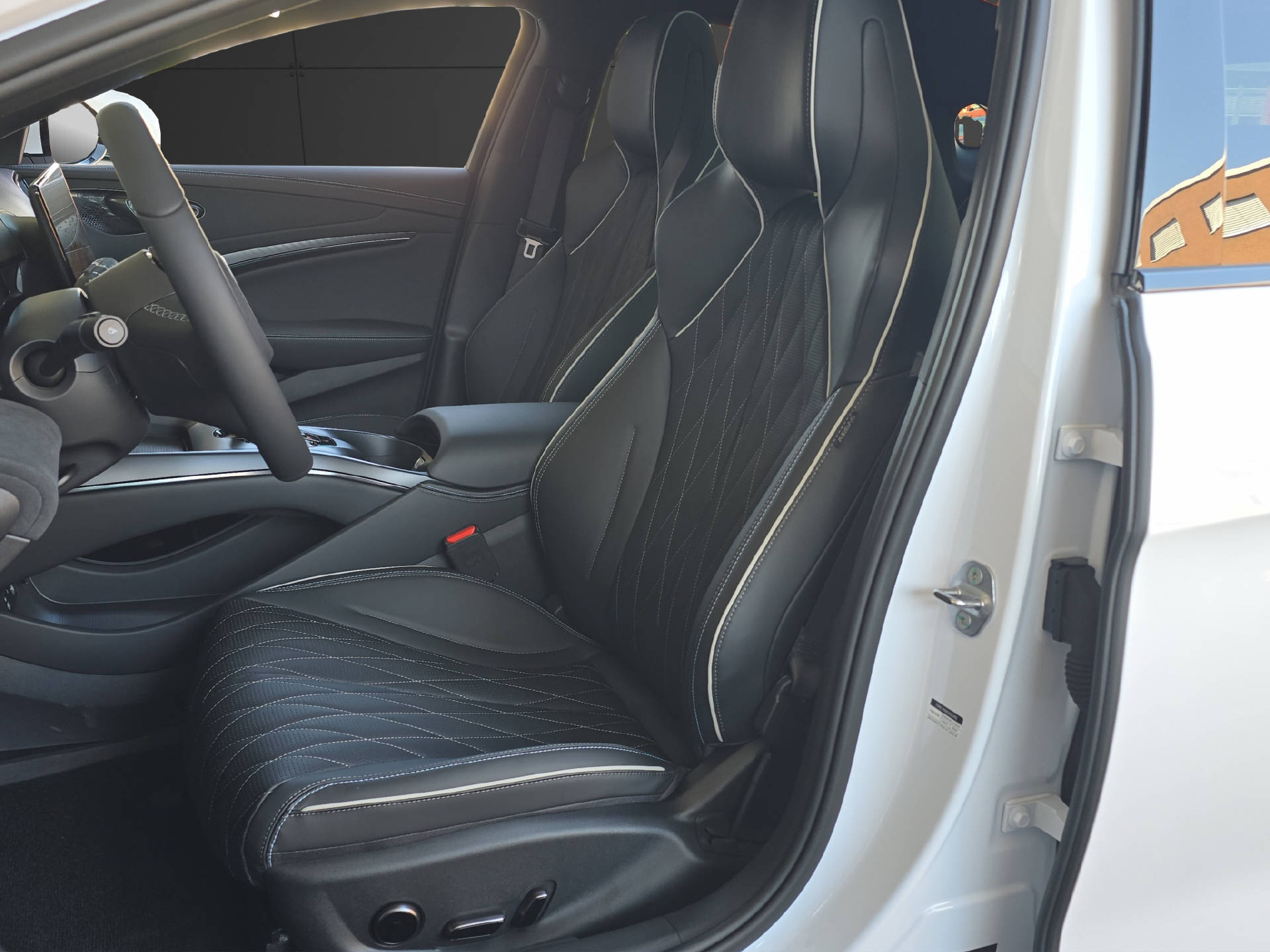 BYD Seal Excellence-image-8